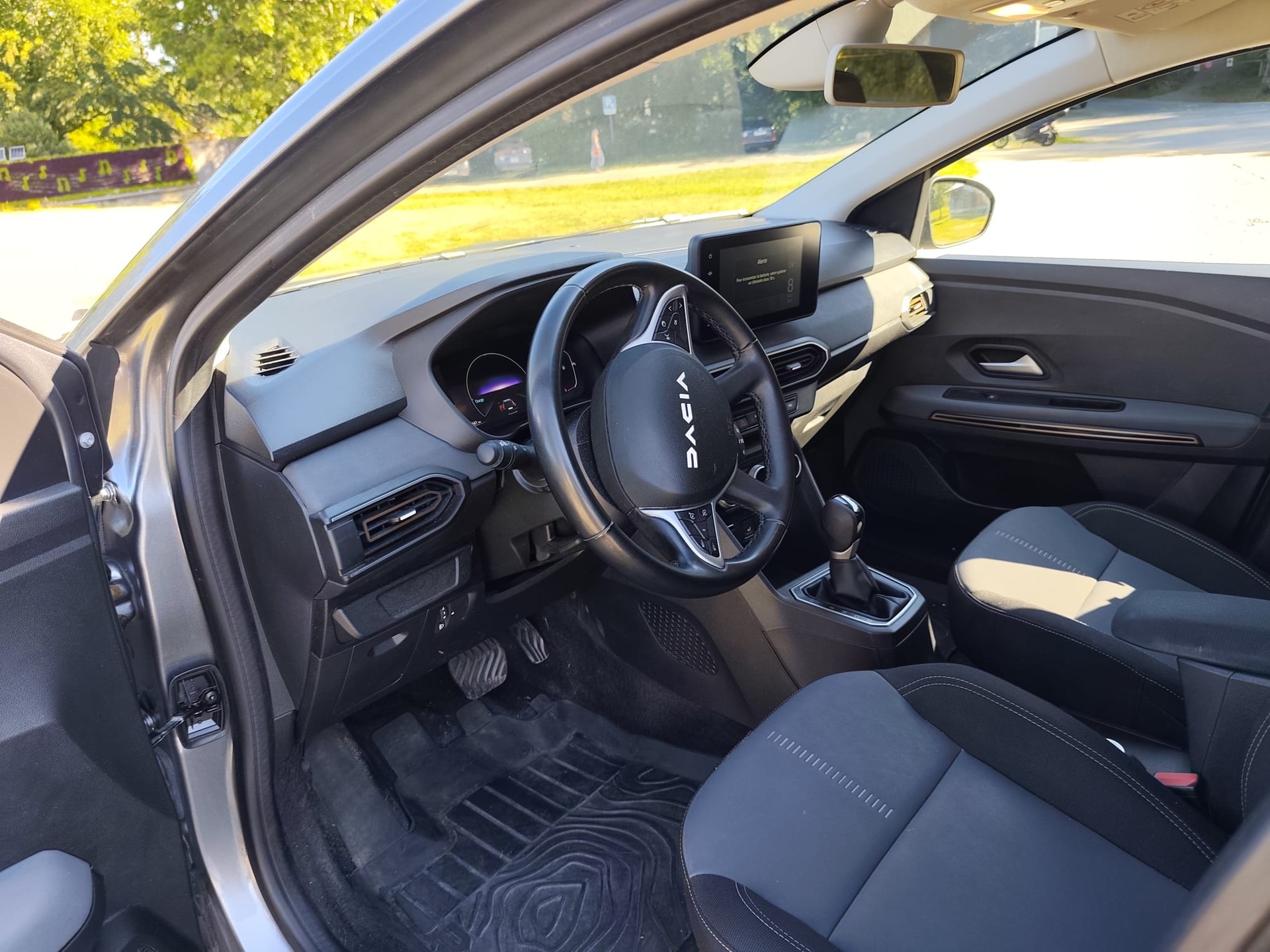 DACIA 1.6 Hybrid Extreme-image-4