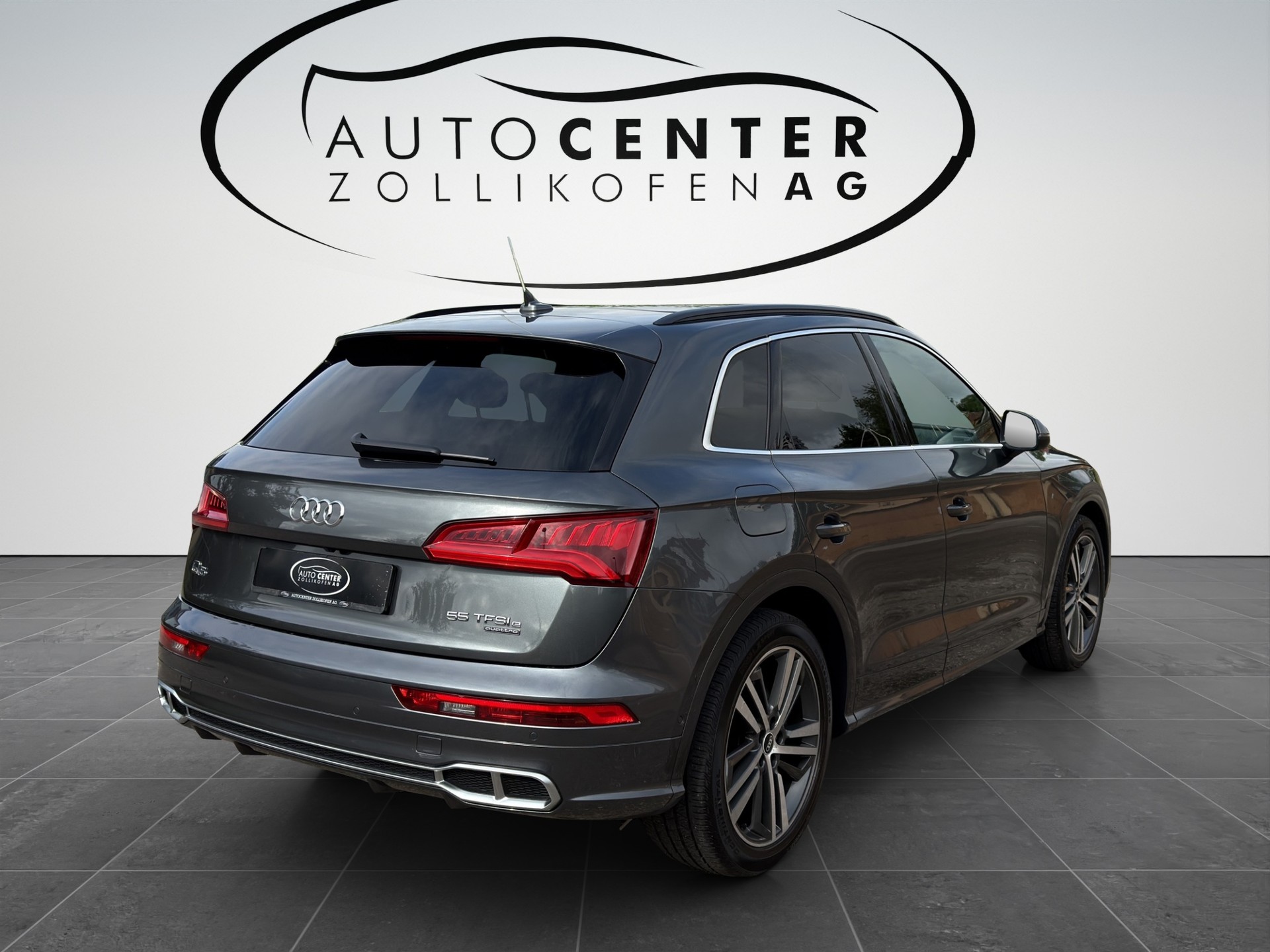 AUDI Q5 55 TFSI e sport quattro-image-6