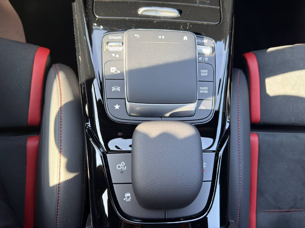 MERCEDES-BENZ CLA 45 S AMG 4matic+-image-12
