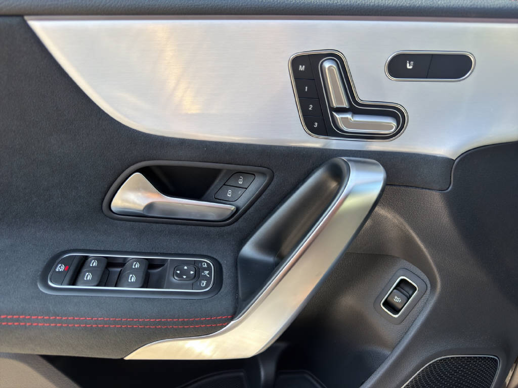 MERCEDES-BENZ CLA 45 S AMG 4matic+-image-13