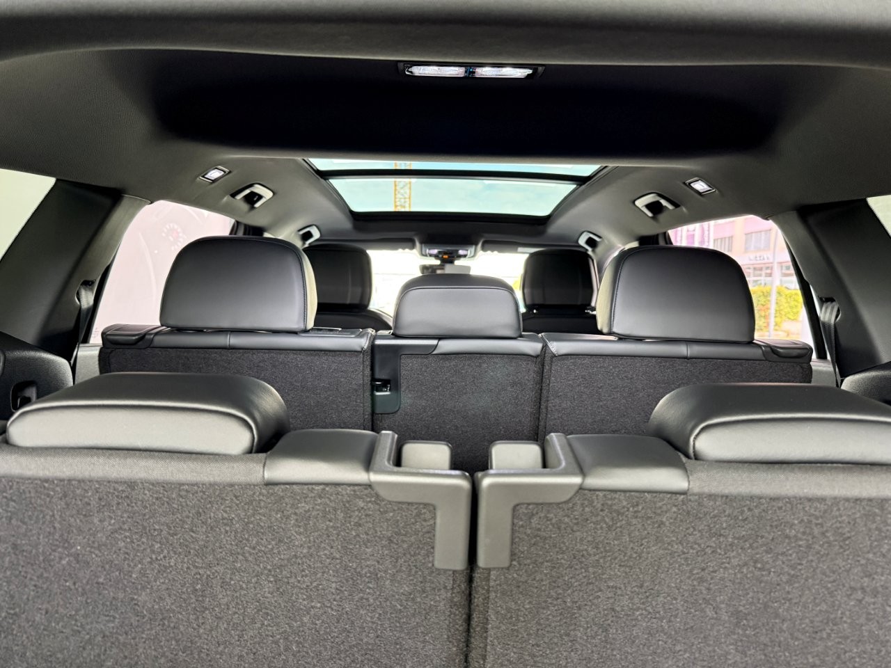VW Tayron 2.0 TSI R-Line Plus DSG 4Motion-image-5