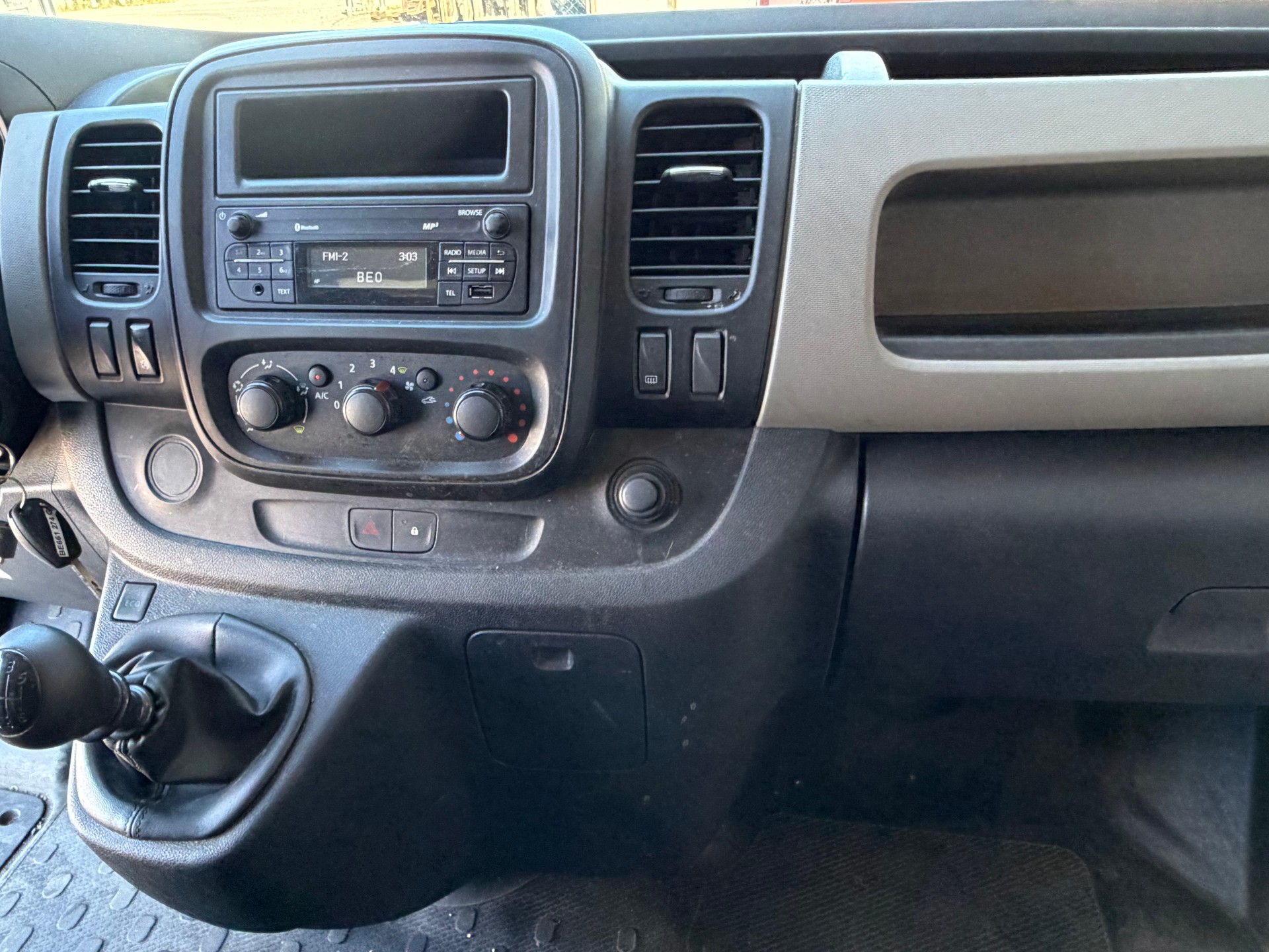 RENAULT Trafic 1.6 ENERGY TwinT. dCi120 2.9t Busin. L1H1-image-8