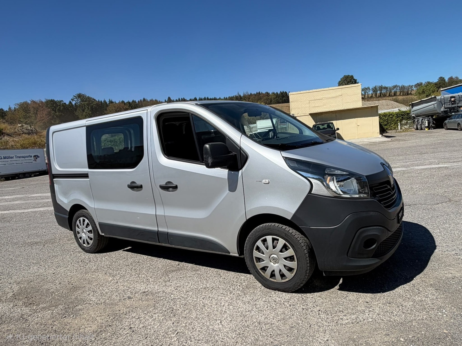 RENAULT Trafic 1.6 ENERGY TwinT. dCi120 2.9t Busin. L1H1-image-1