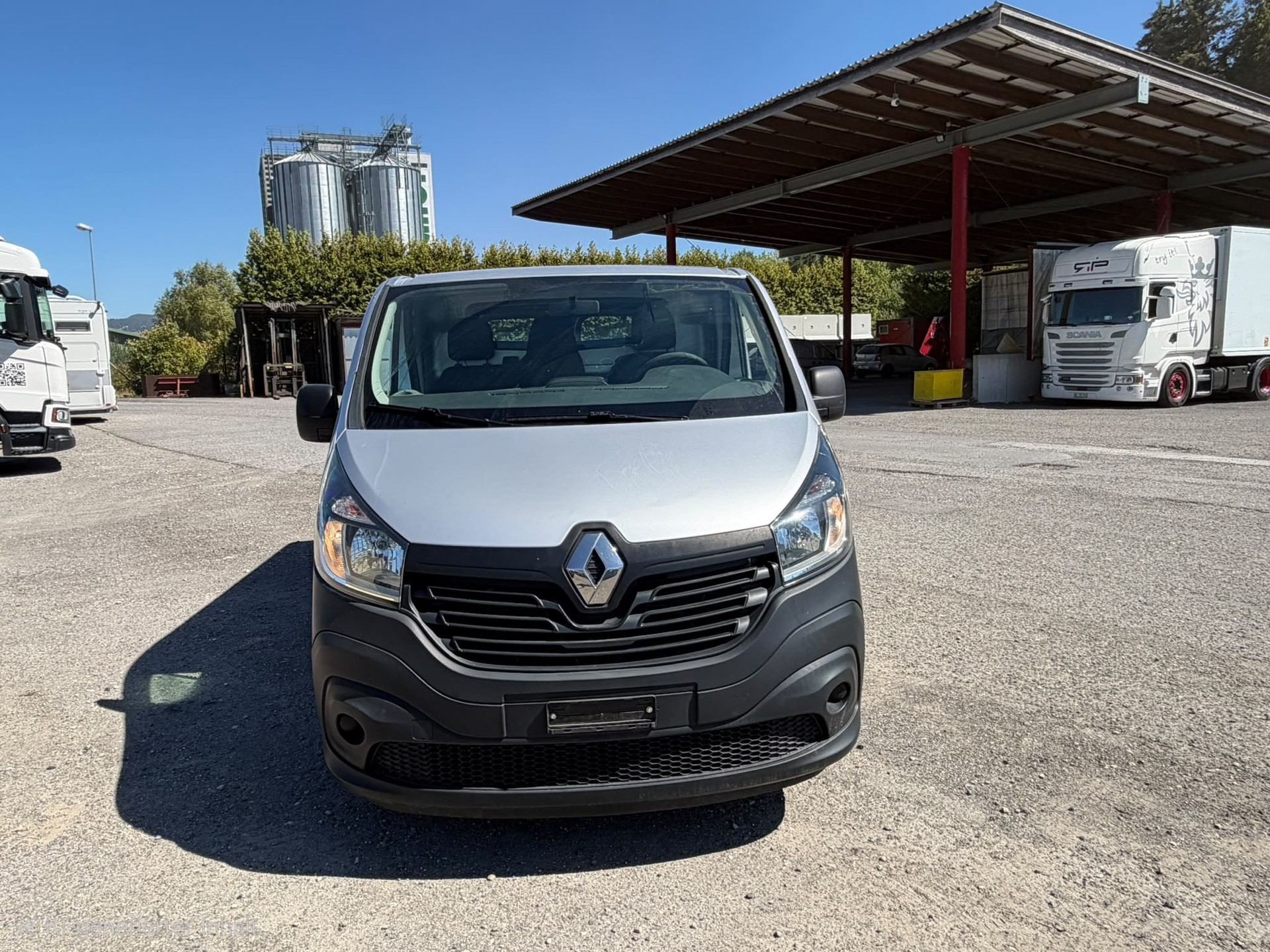 RENAULT Trafic 1.6 ENERGY TwinT. dCi120 2.9t Busin. L1H1-image-0