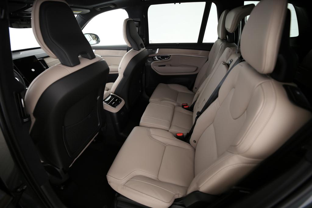 VOLVO XC90 2.0 T8 TE Ultra Dark eAWD-image-7