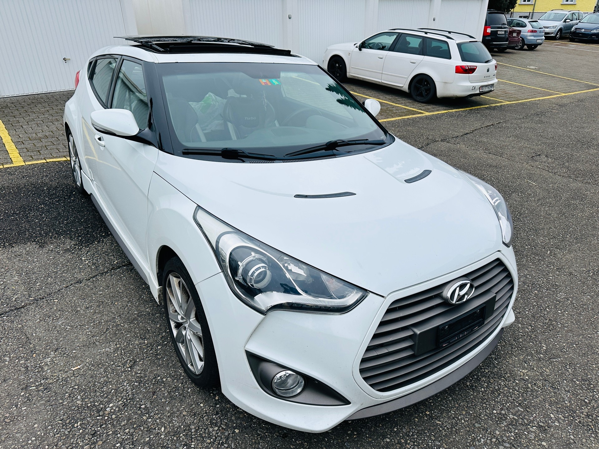 HYUNDAI Veloster 1.6 Turbo GDI-image-4