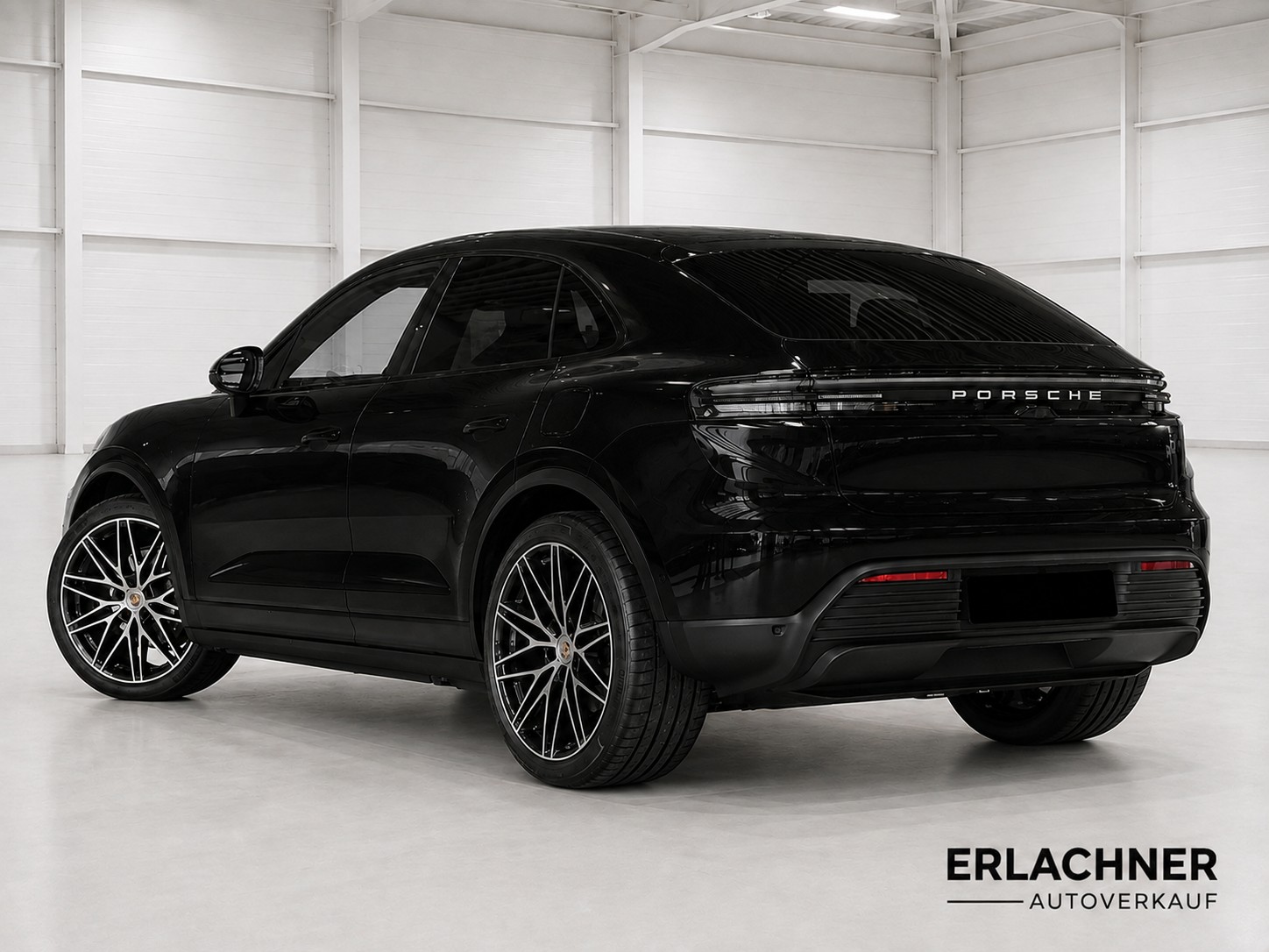 PORSCHE Macan 4 100kWh-image-4
