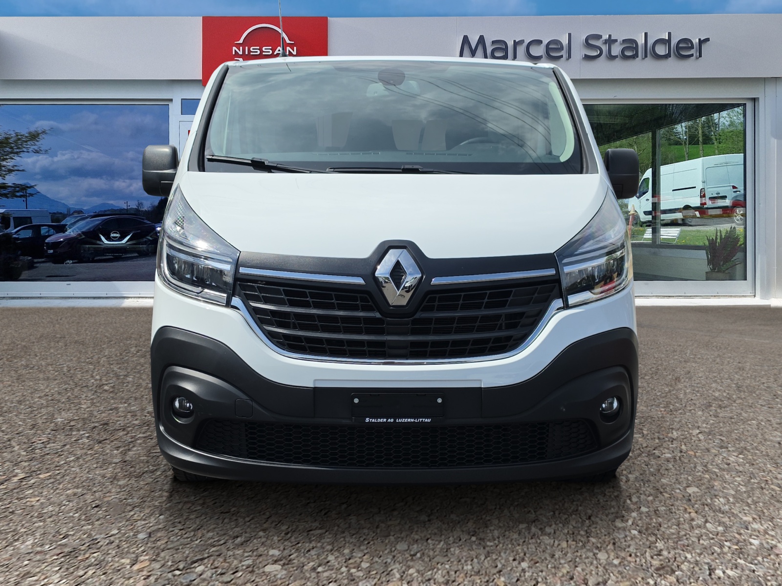 RENAULT Trafic 2.0 Energy dCi 120 3.0t Business L1H1-image-7
