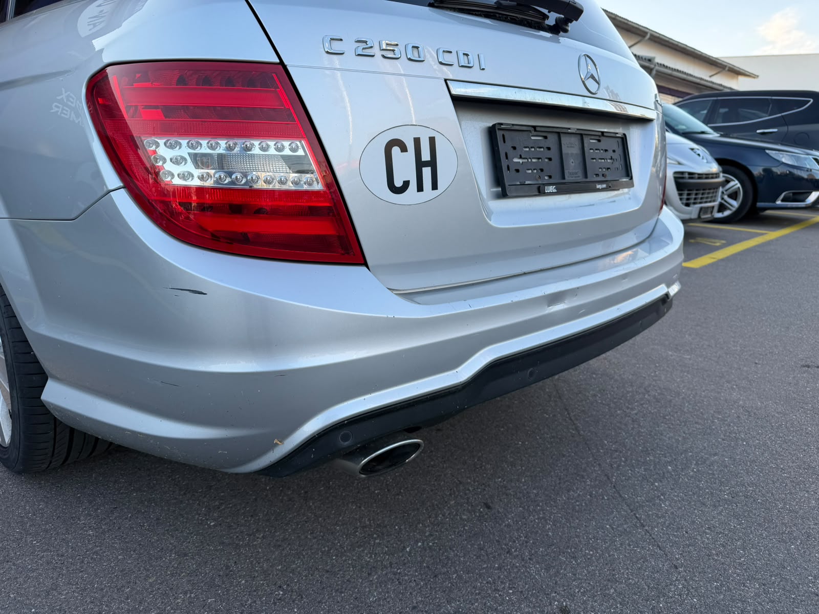 MERCEDES-BENZ C 250 CDI Athletic Edition 4Matic 7G-Tronic-image-6