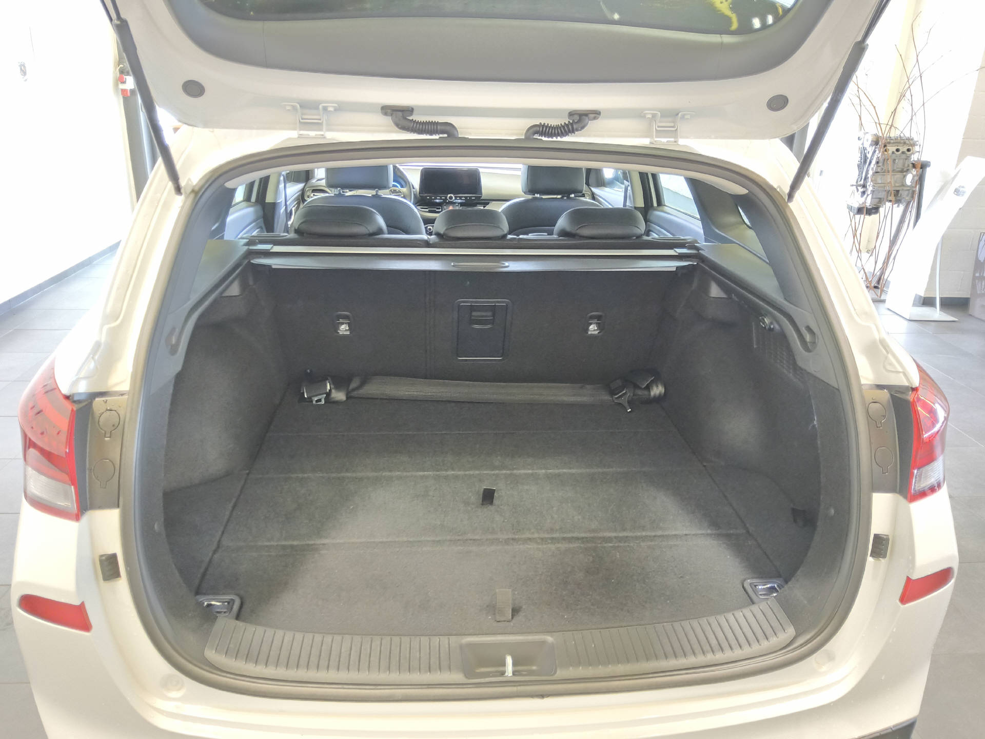 HYUNDAI i30 Wagon 1.5 T-GDi Vertex-image-10