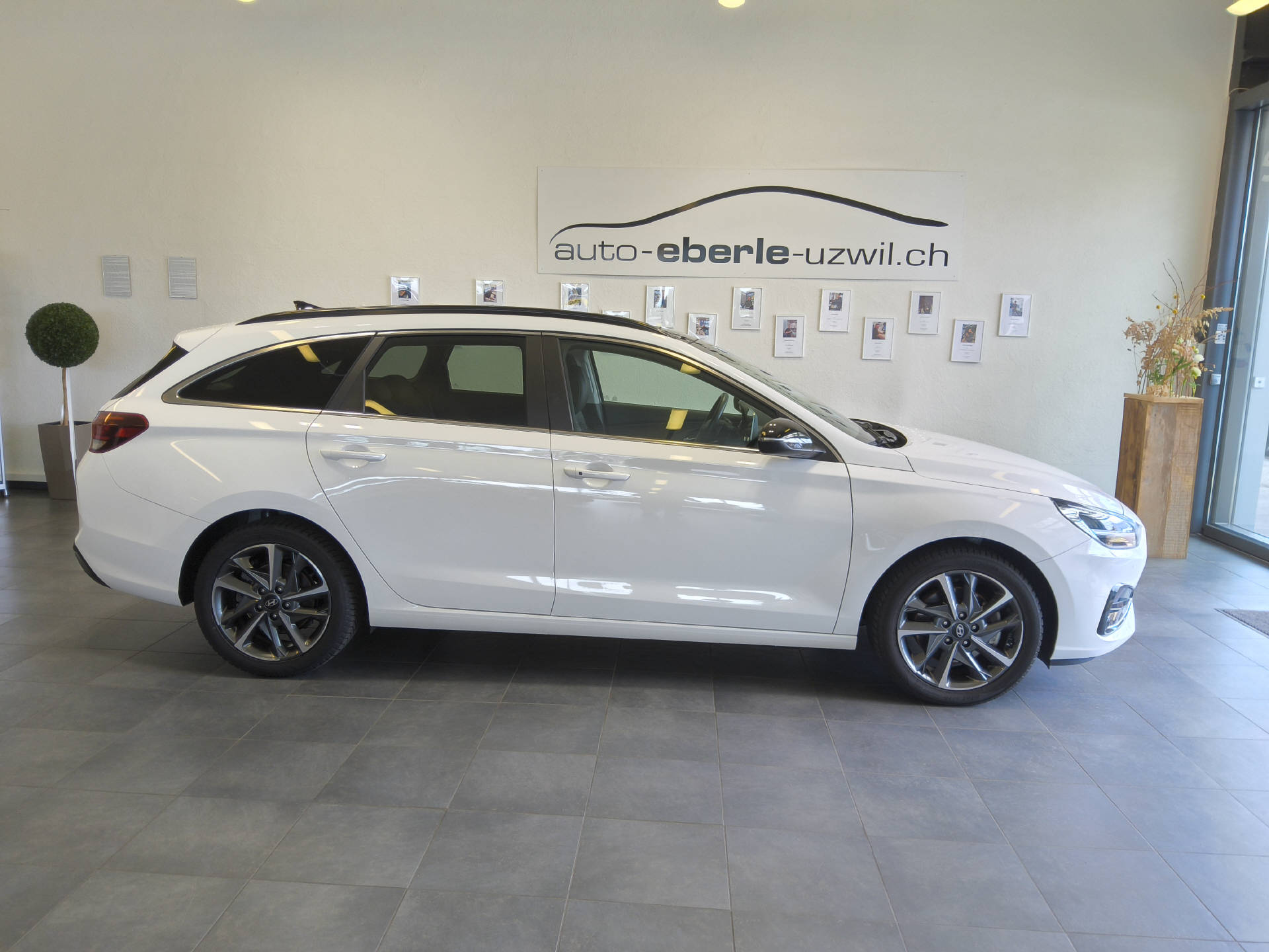 HYUNDAI i30 Wagon 1.5 T-GDi Vertex-image-0