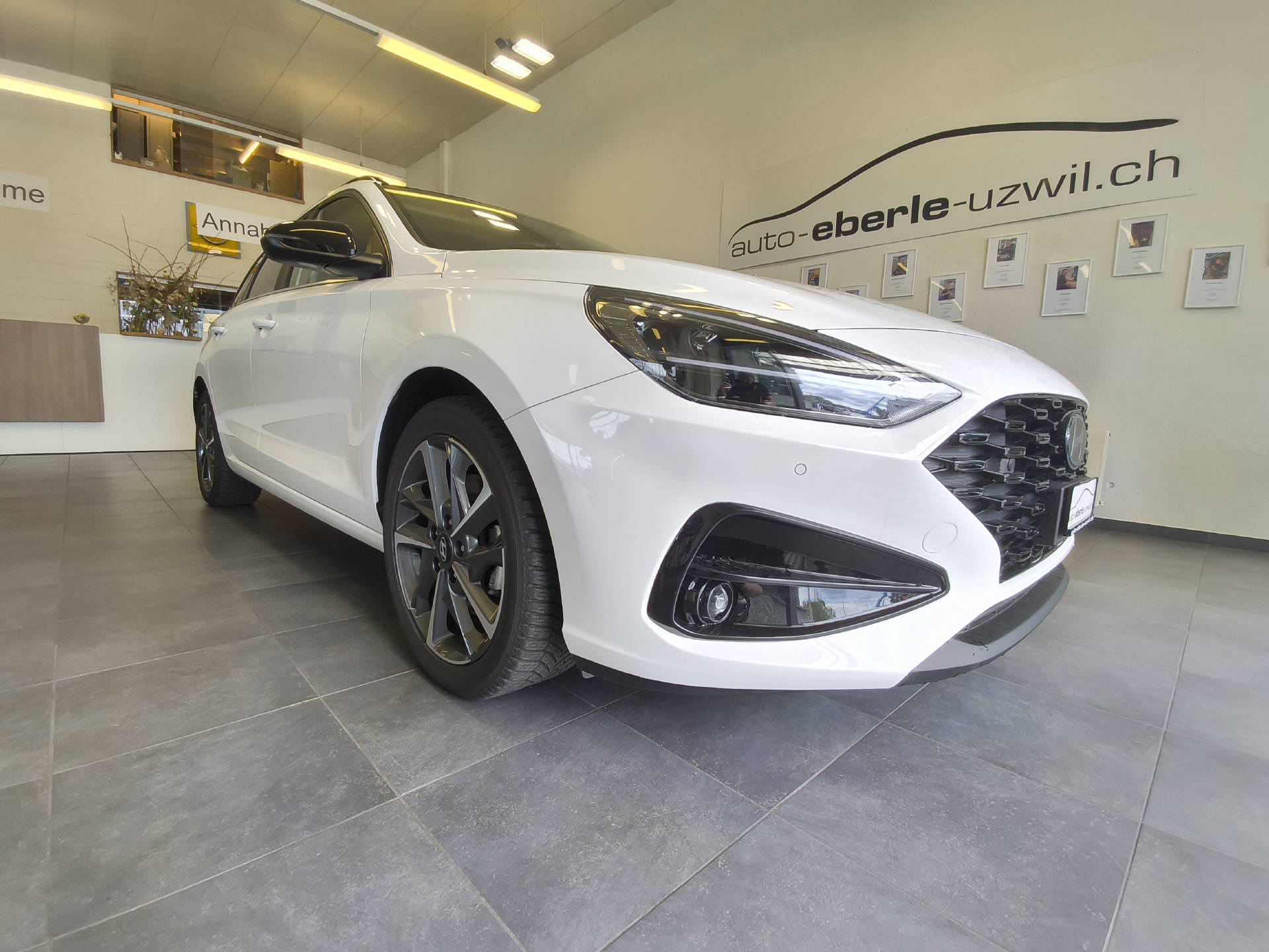 HYUNDAI i30 Wagon 1.5 T-GDi Vertex-image-9