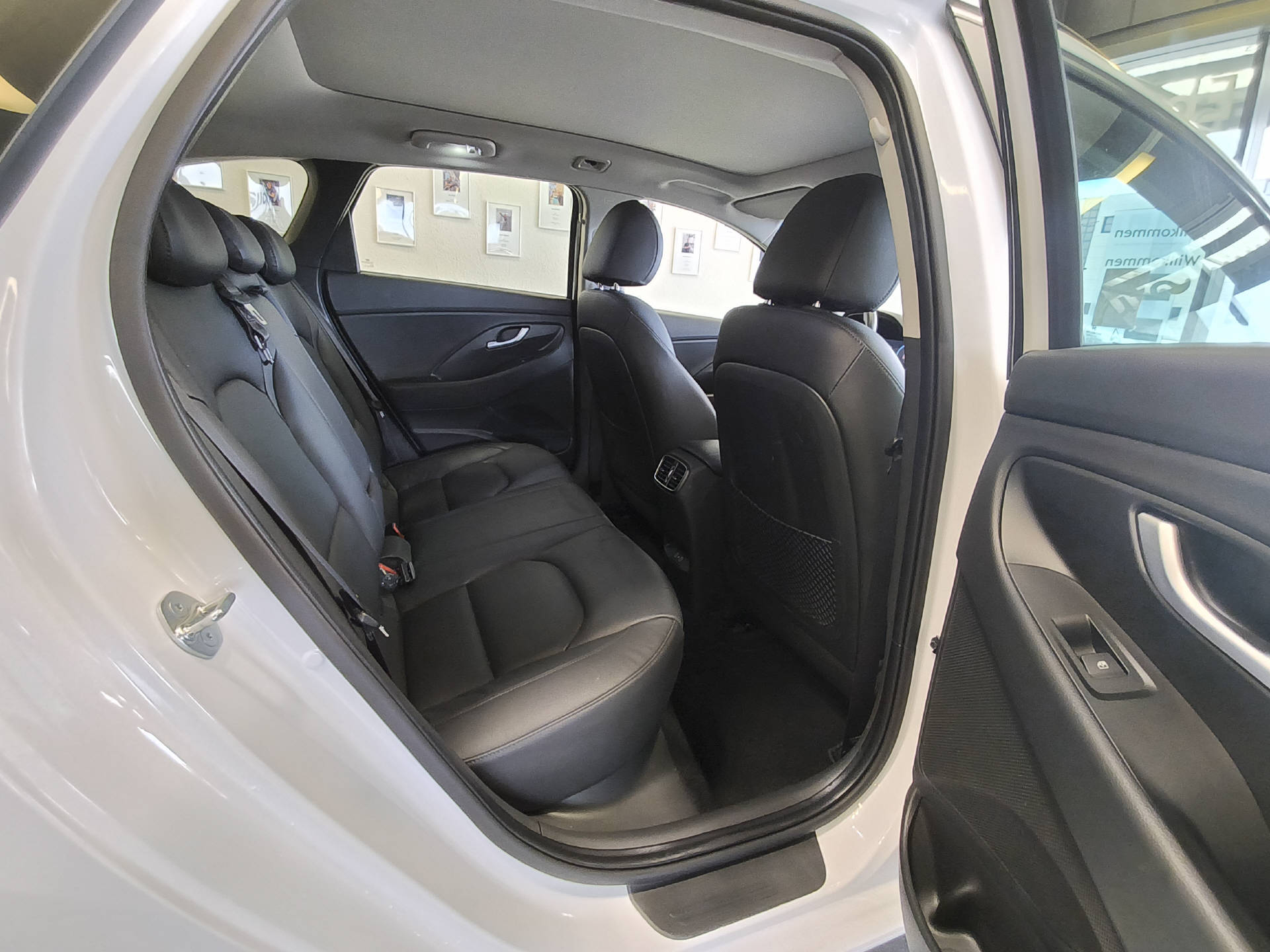HYUNDAI i30 Wagon 1.5 T-GDi Vertex-image-11