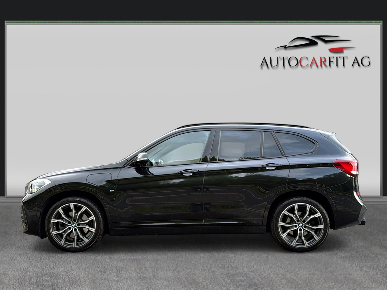 BMW X1 xDrive 25e M Sport Steptronic-image-2