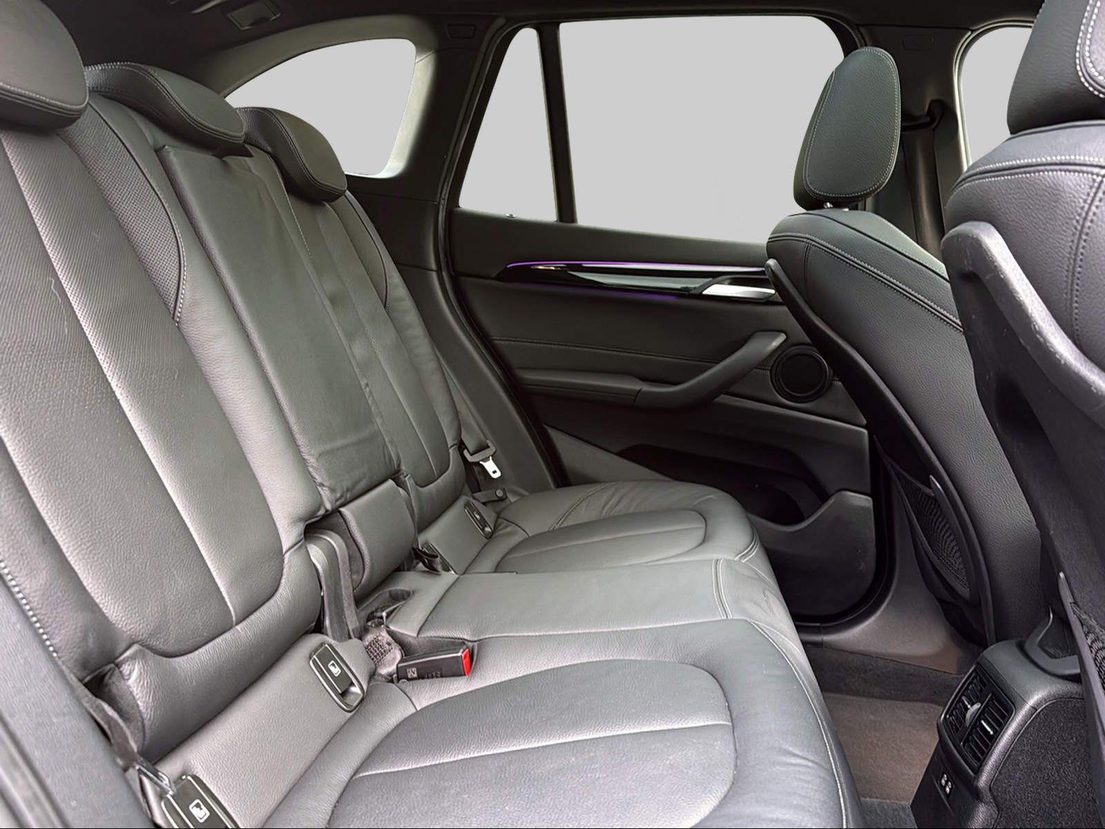 BMW X1 xDrive 25e M Sport Steptronic-image-14