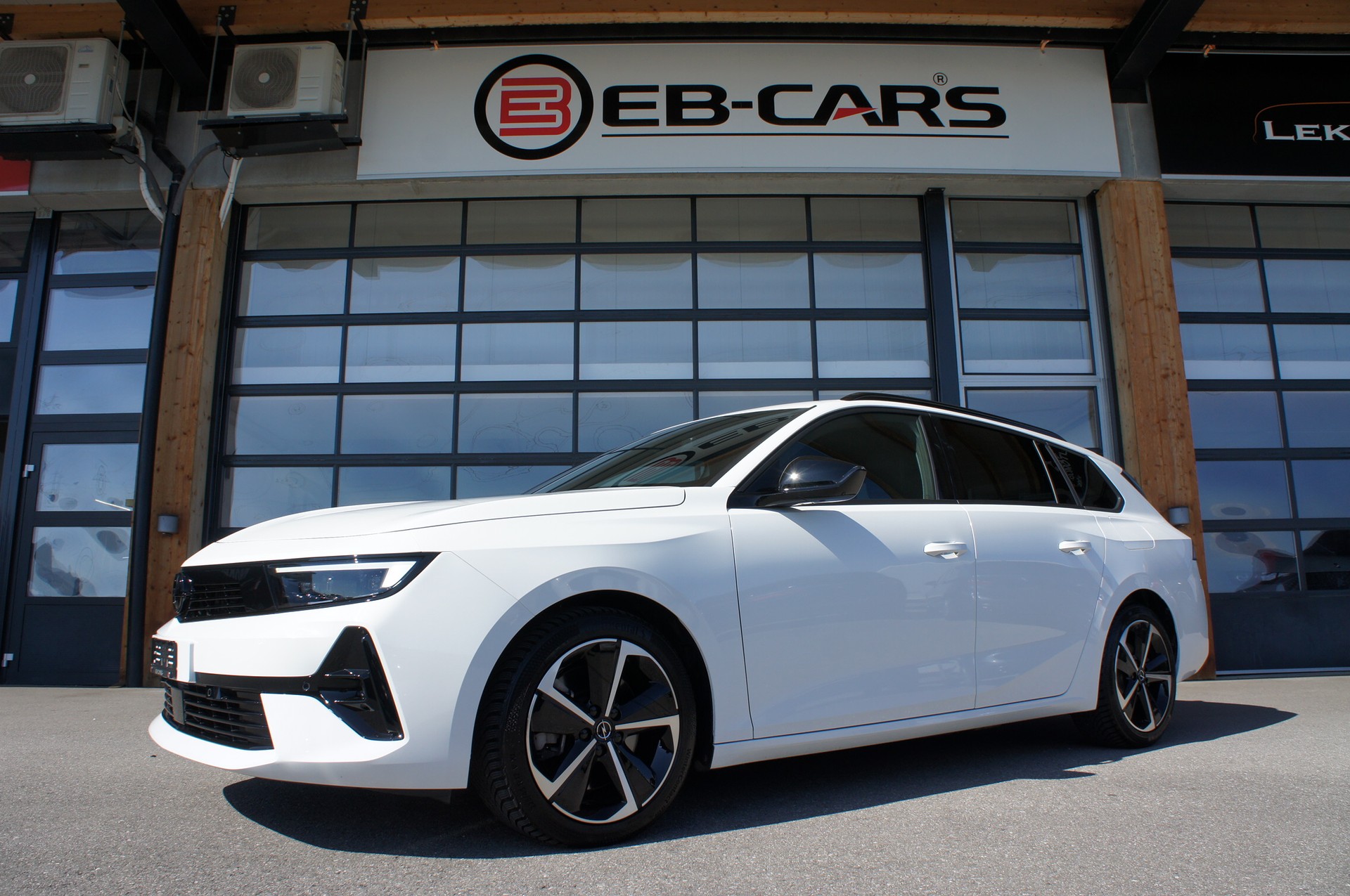 OPEL Astra Sports Tourer 1.6 PHEV Turbo GS A-image-0