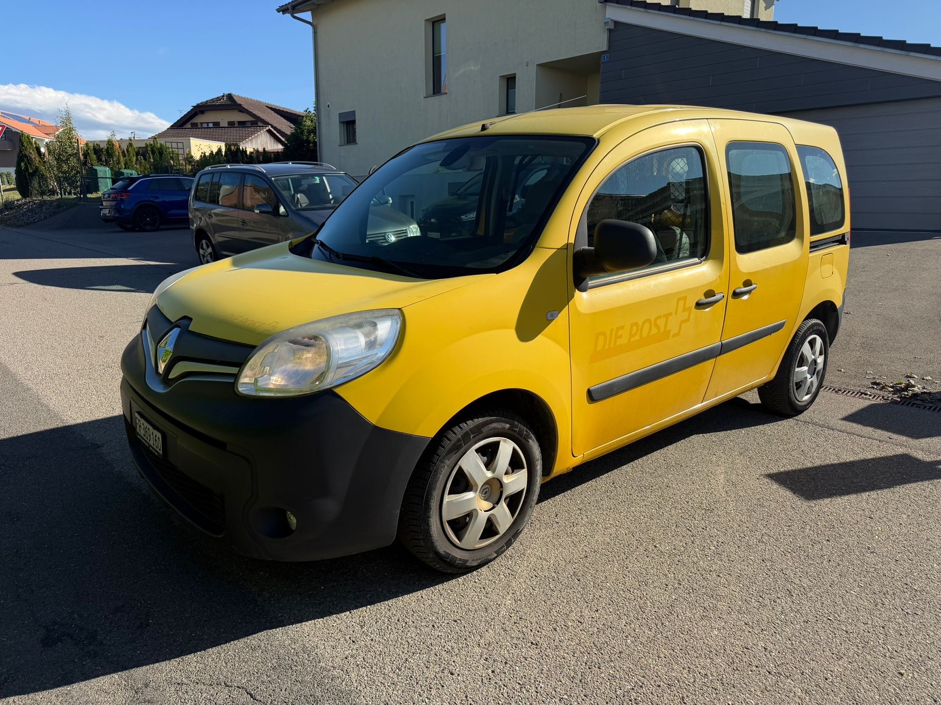 RENAULT Kangoo Medium TCe 115 Business A-image-0