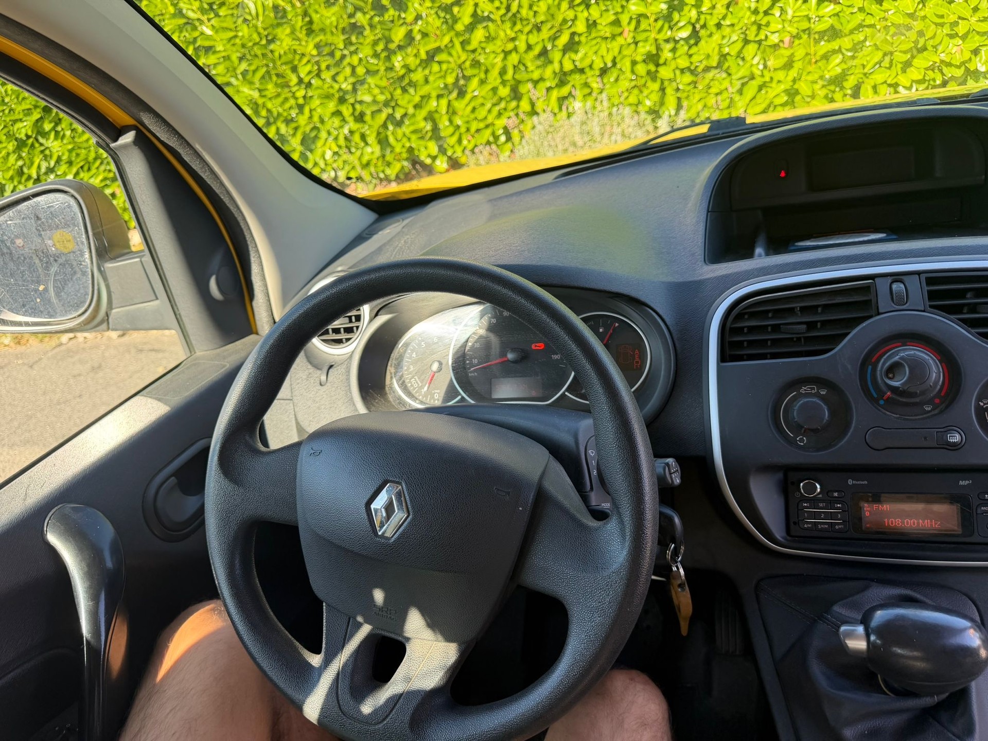 RENAULT Kangoo Medium TCe 115 Business A-image-4