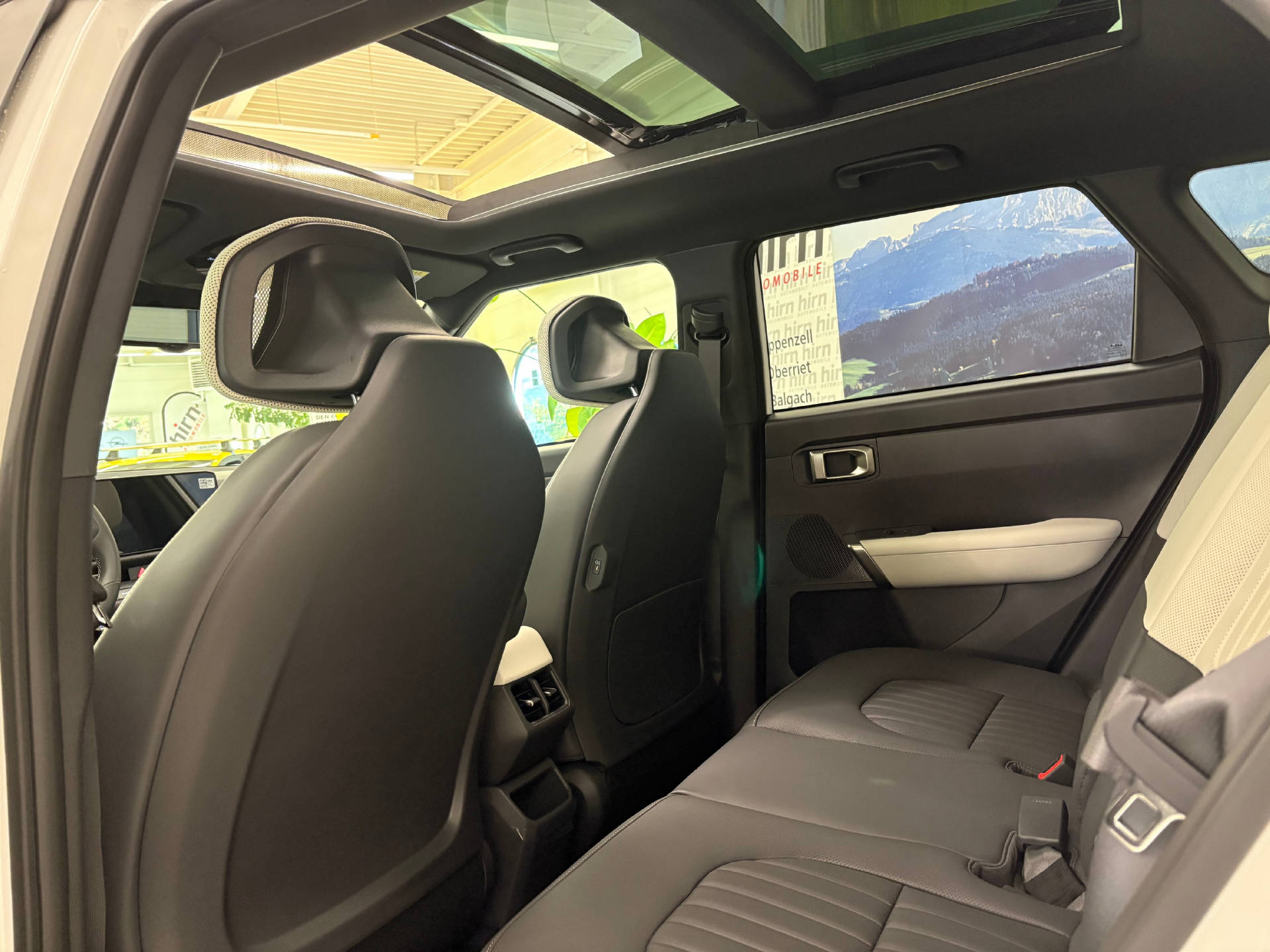 KIA Seltos 1.6 T-GDi GT-Line-image-10