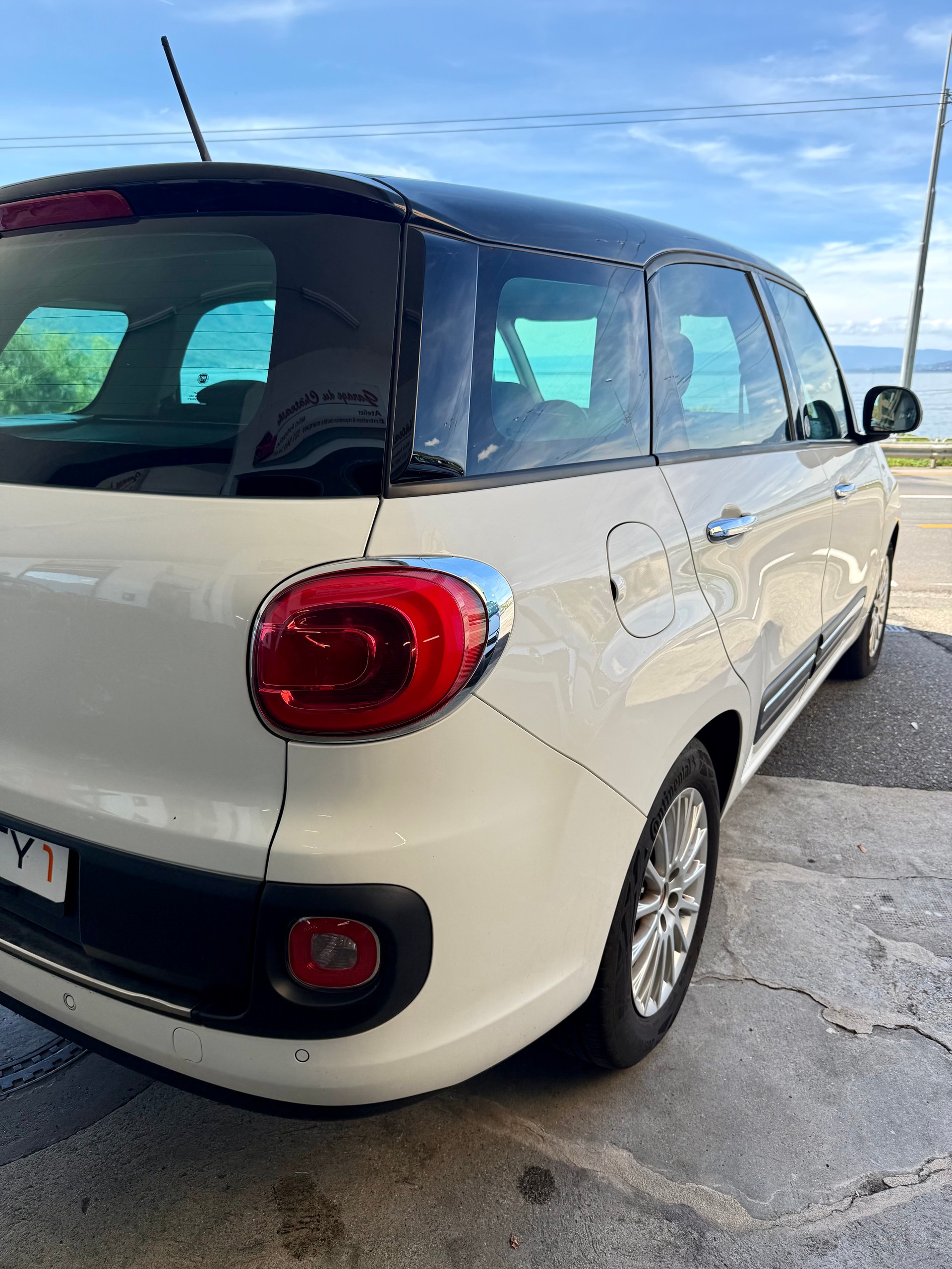 FIAT 500L Living 1.6 JTD Lounge-image-7