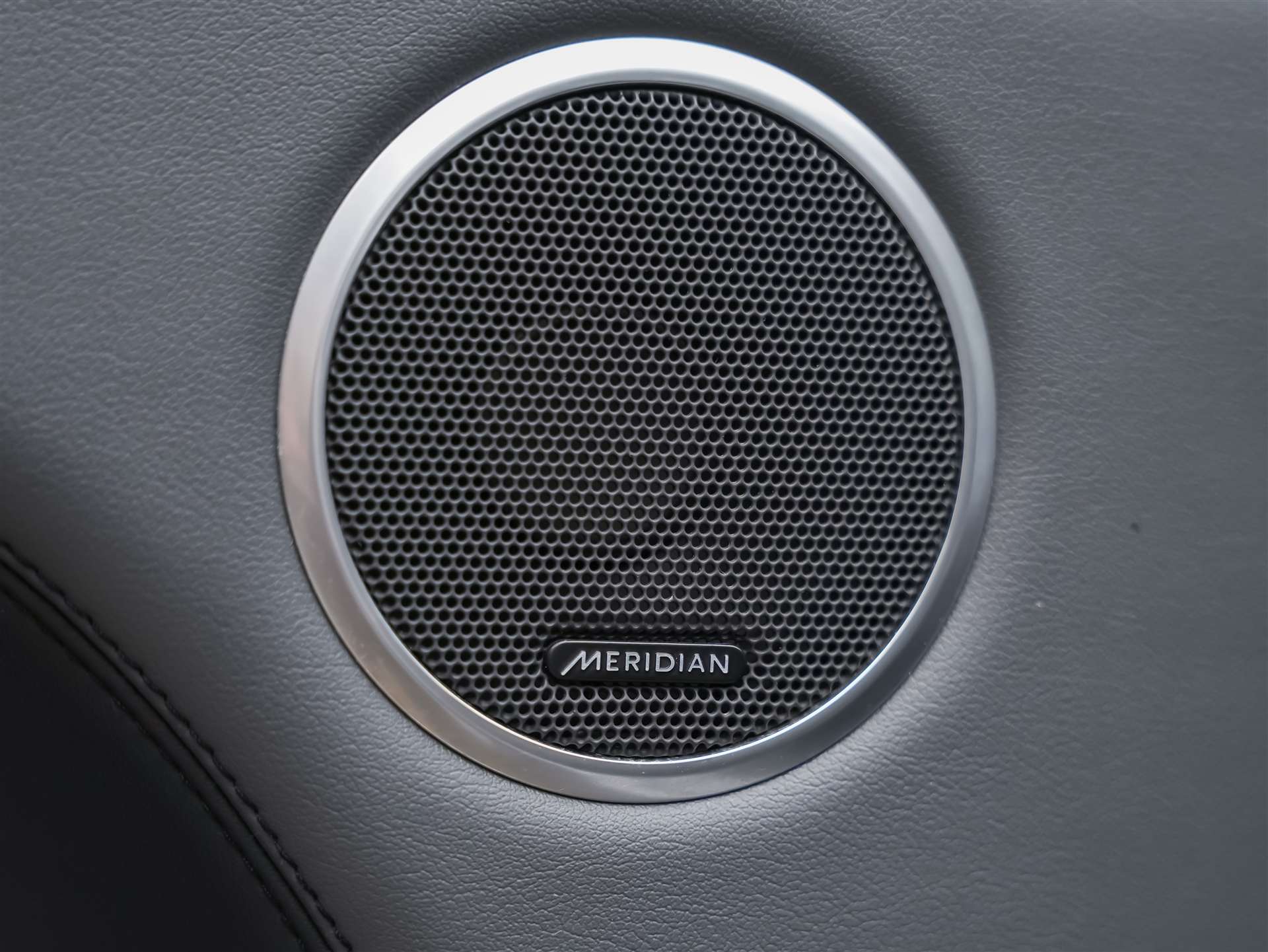LAND ROVER Range Rover Sport 4.4 SDV8 HSE *Panorama*Merdian Soundsystem*Softclose*-image-26