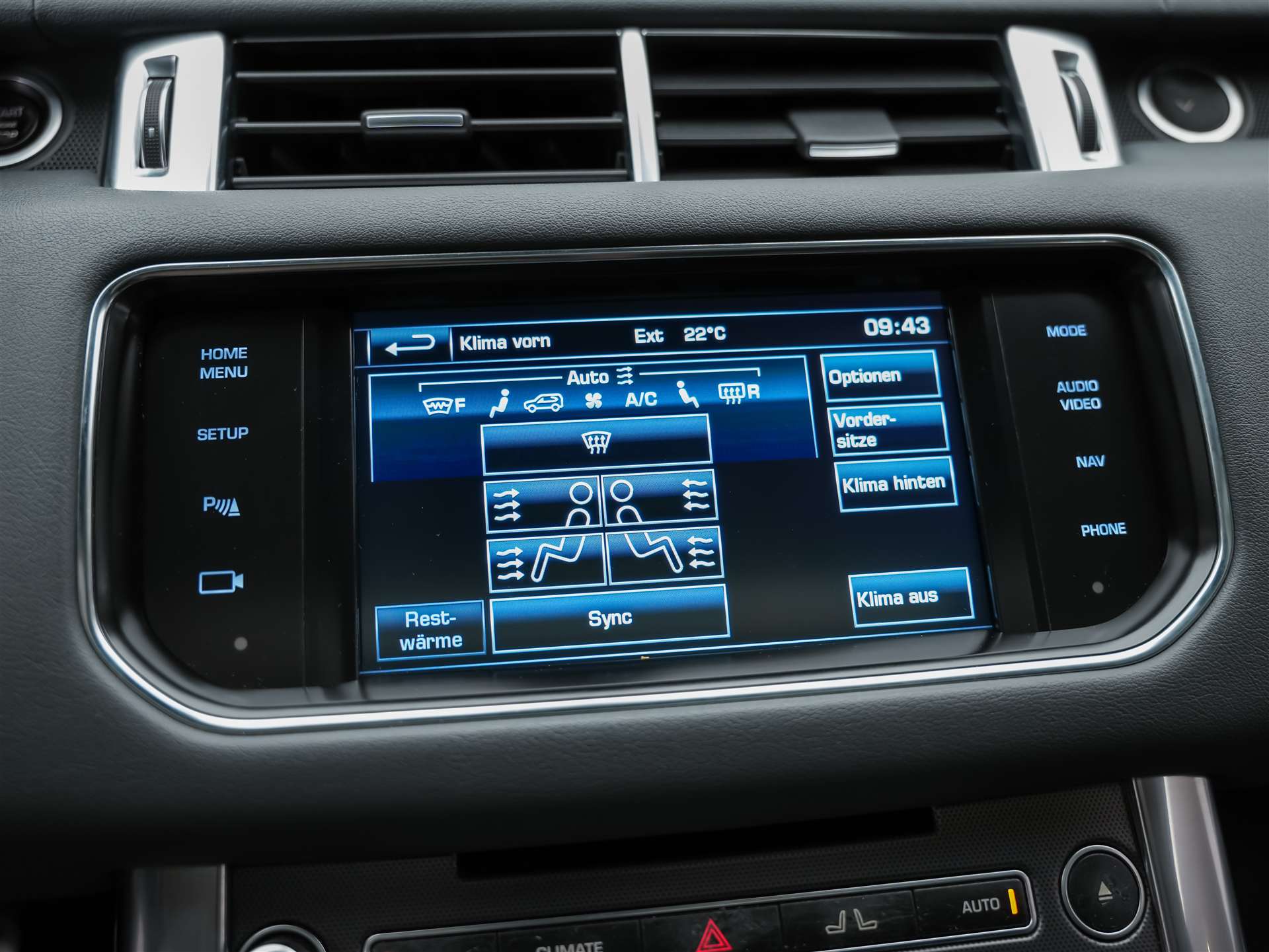 LAND ROVER Range Rover Sport 4.4 SDV8 HSE *Panorama*Merdian Soundsystem*Softclose*-image-35