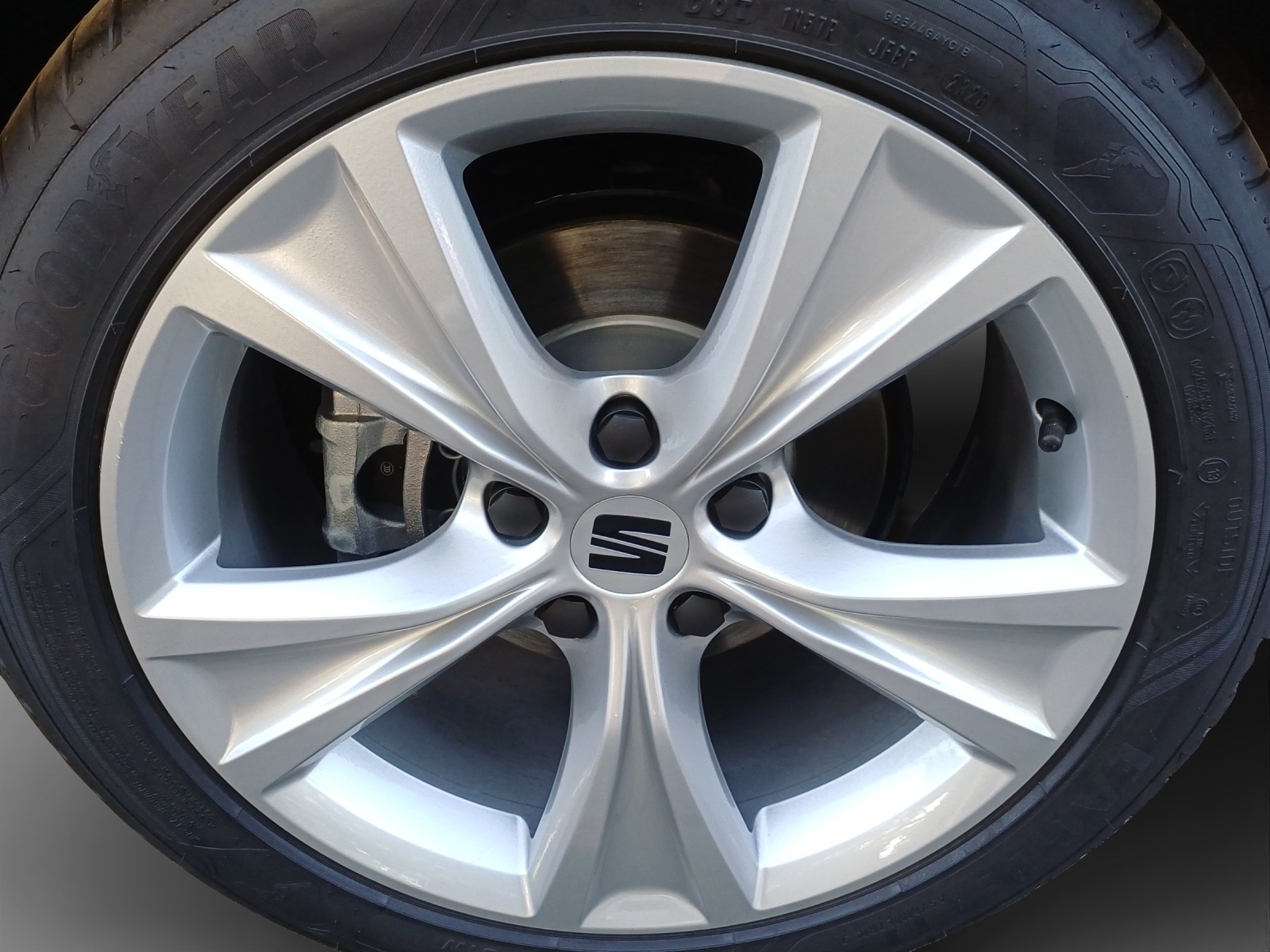 SEAT SEAT LEON MOVE FR e-HYBRID-image-13