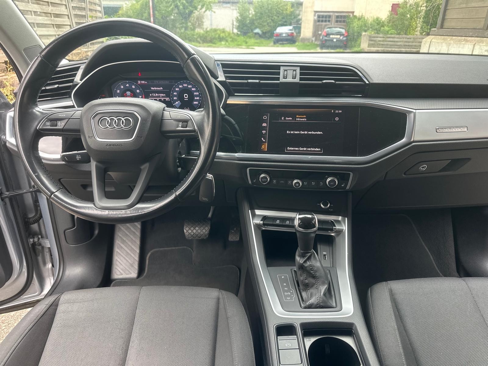 AUDI Q3 40 TFSI advanced quattro S-tronic-image-7