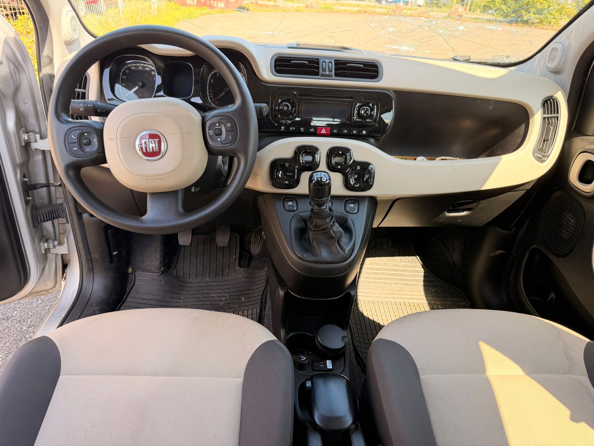 FIAT Panda 0.9 Twinair Turbo Trekking-image-6