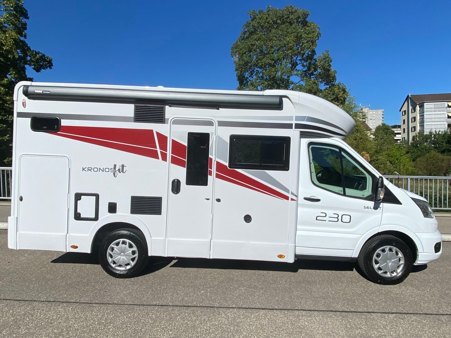 ROLLER TEAM Kronos FIT 230TL, Ford Transit 2.0TDCI 165PS Automat-showroom-element-1