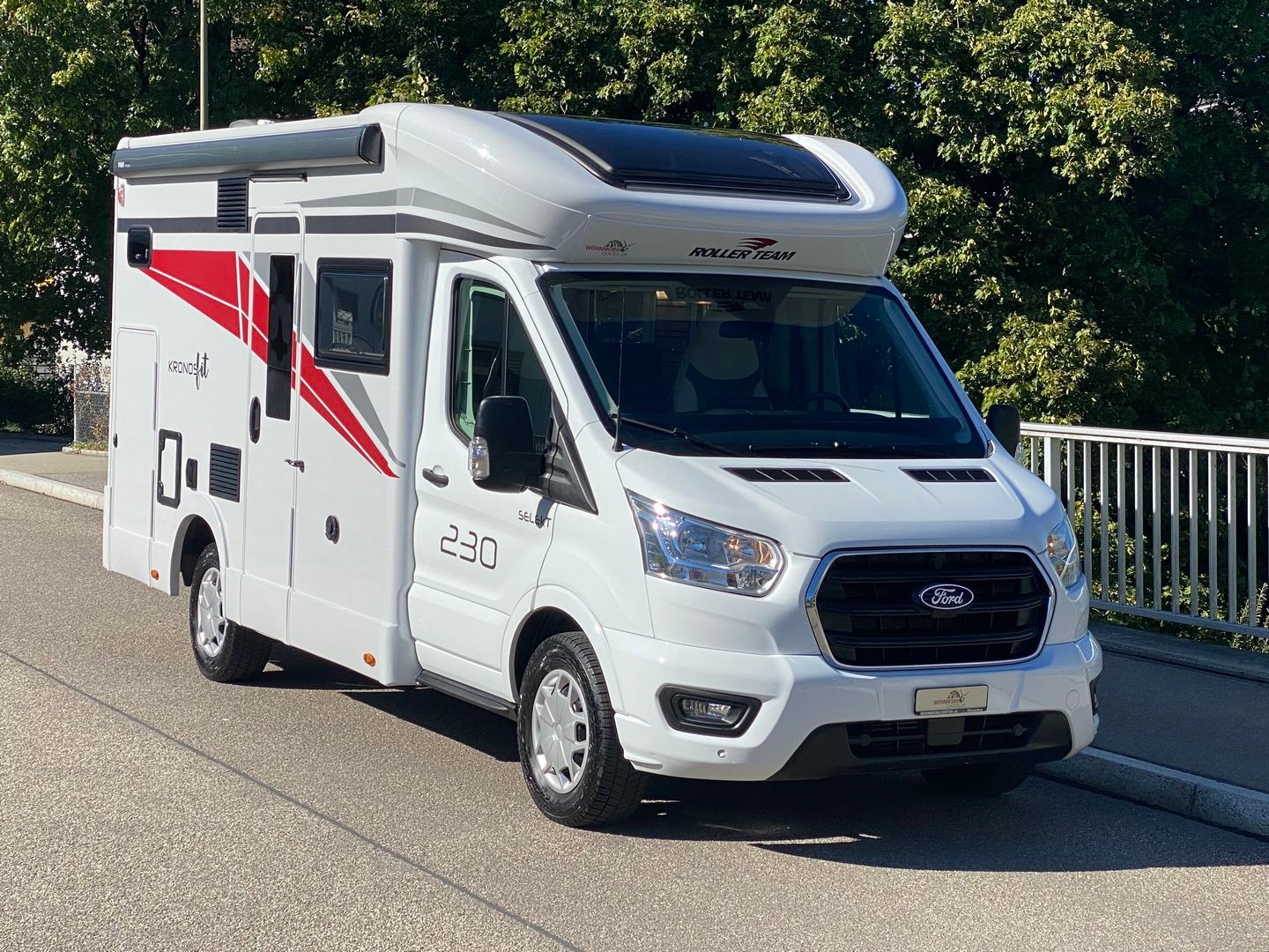 ROLLER TEAM Kronos FIT 230TL, Ford Transit 2.0TDCI 165PS Automat