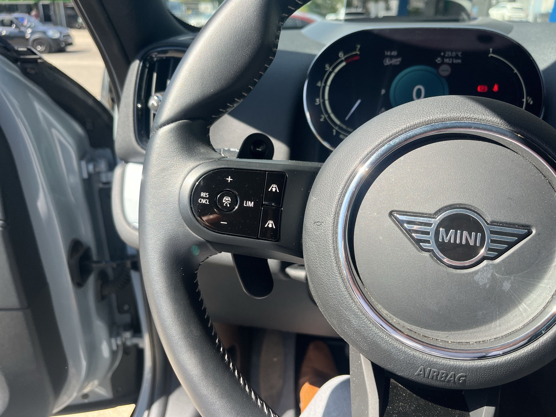 MINI Countryman Cooper S Highland Edition ALL4 Steptronic-image-14