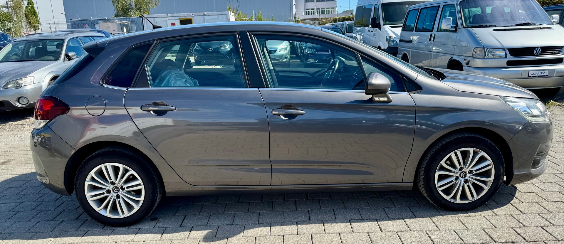 CITROEN C4 1.6 BlueHDi Shine (Klimatronik * Alufelgen * 8 Fachbereift * Sensoren * Multilenkrad * BO6)-image-6