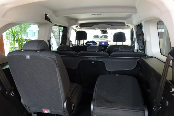 PEUGEOT Rifter L 1.5 BHDi Family-image-6