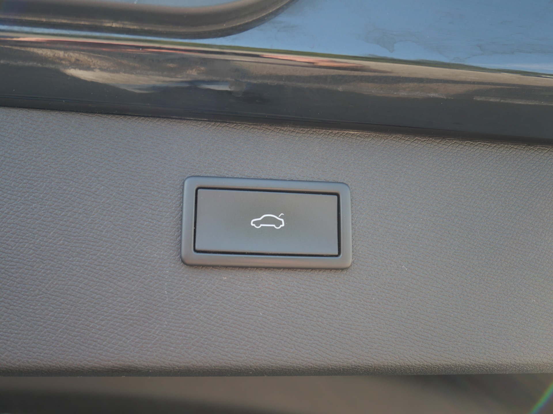 CUPRA Formentor 1.4 e-HYBRID pHEV VZ DSG *CH-Auto, 8-Räder, AHK*-image-8