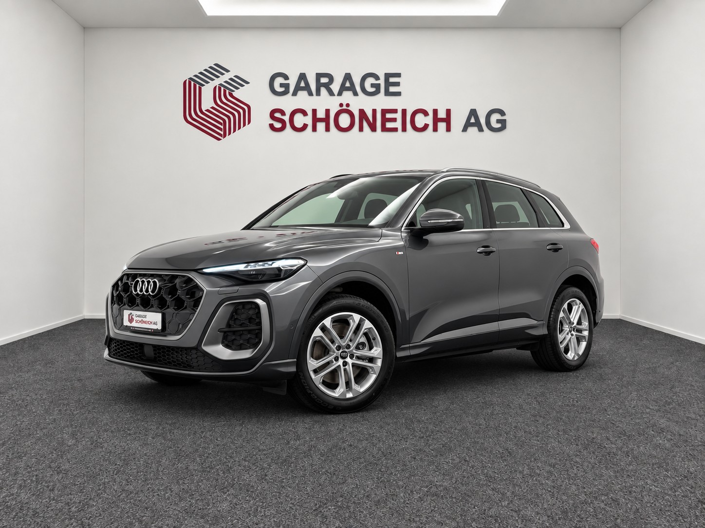 AUDI Q5 SUV 2.0 TDI quattro S-Tronic-image-0