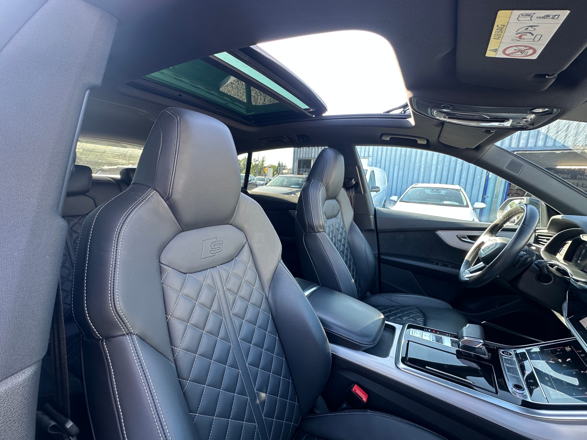 AUDI Q8 50 TDI Black Edition quattro tiptronic-image-18