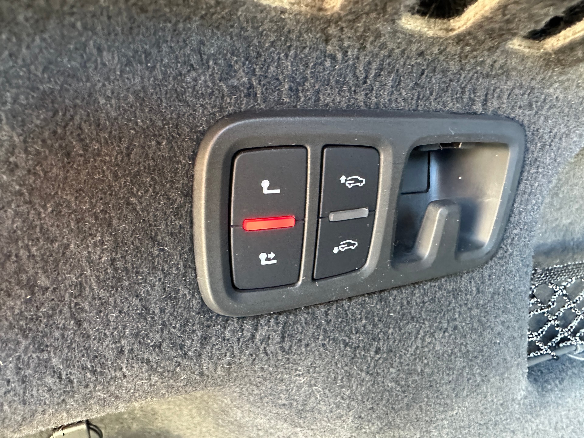 AUDI Q8 50 TDI Black Edition quattro tiptronic-image-11