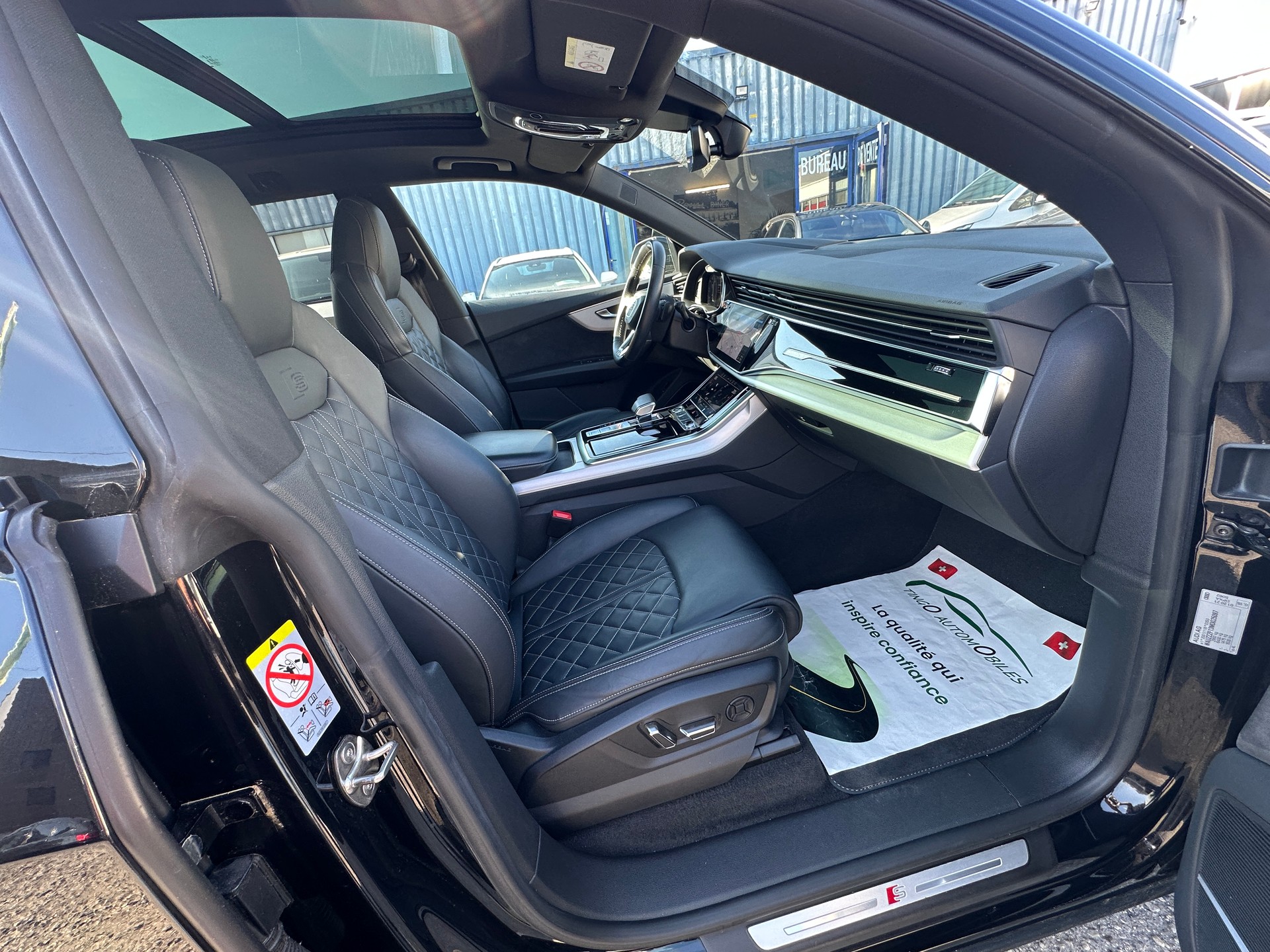 AUDI Q8 50 TDI Black Edition quattro tiptronic-image-15