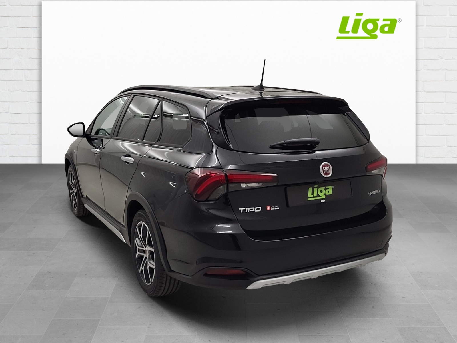 FIAT Tipo SW 1.5 Hybrid Swiss Cross-image-3