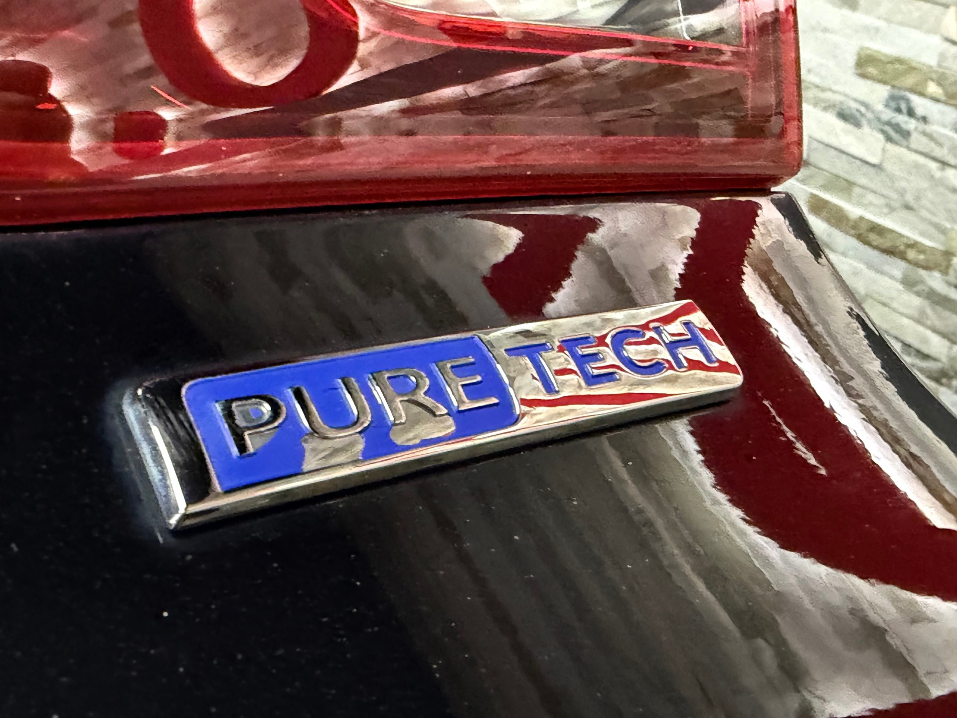 PEUGEOT 2008 1.2 PureTech Active-image-22