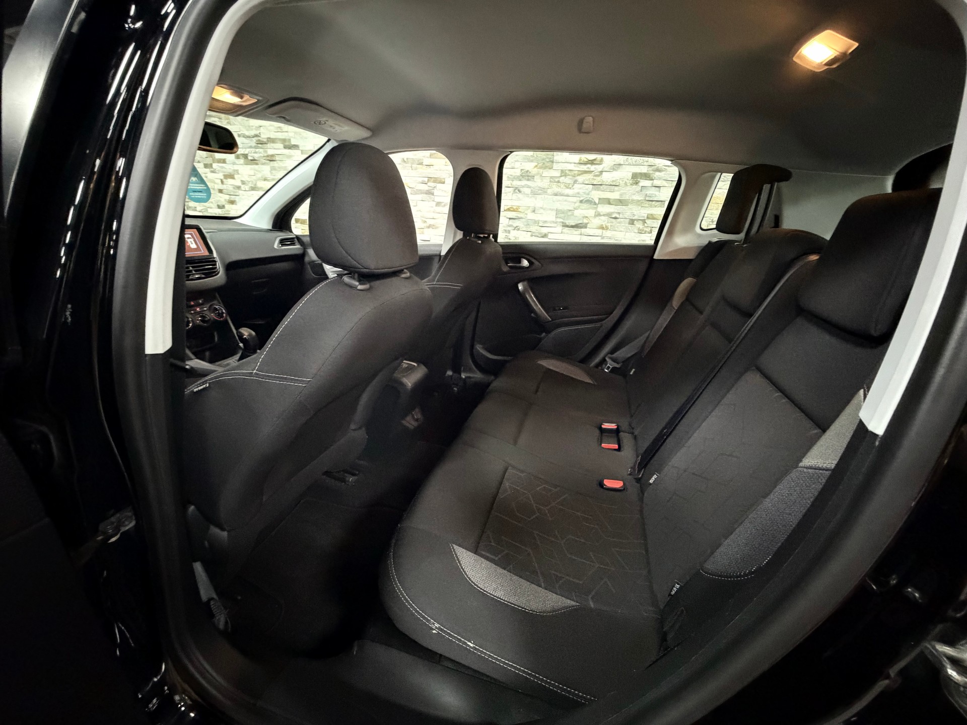 PEUGEOT 2008 1.2 PureTech Active-image-20