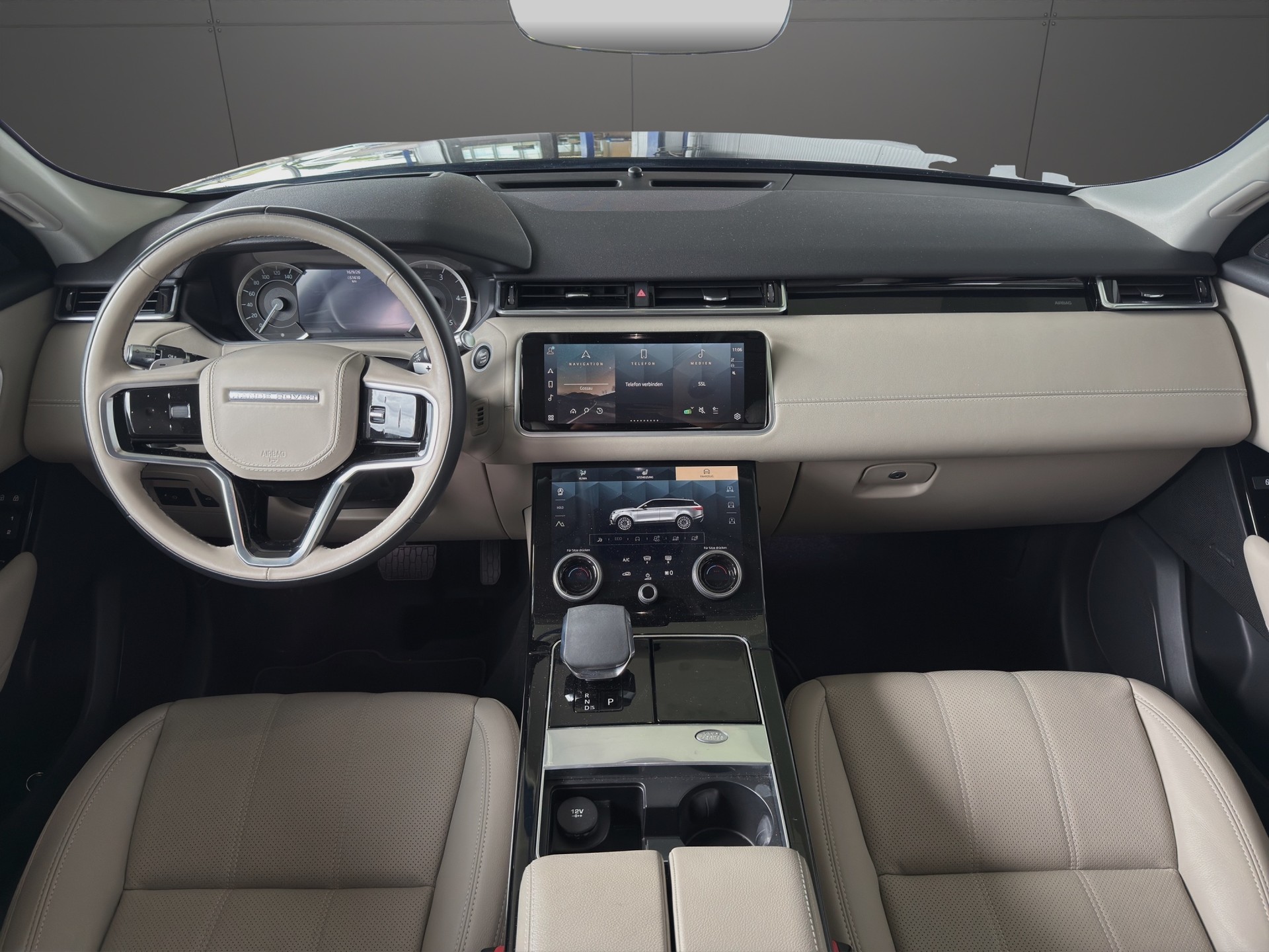 LAND ROVER Range Rover Velar D 300 I6 MHEV S Automatic-image-11