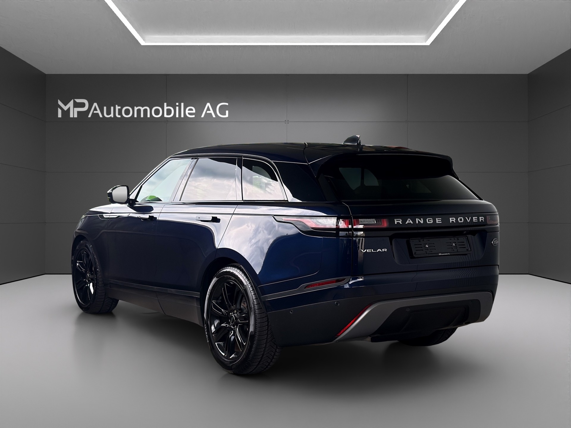 LAND ROVER Range Rover Velar D 300 I6 MHEV S Automatic-image-4