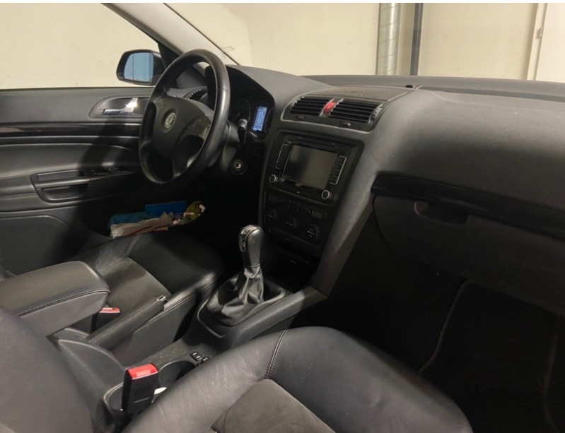 SKODA 1.8 T-FSI L & K-image-4