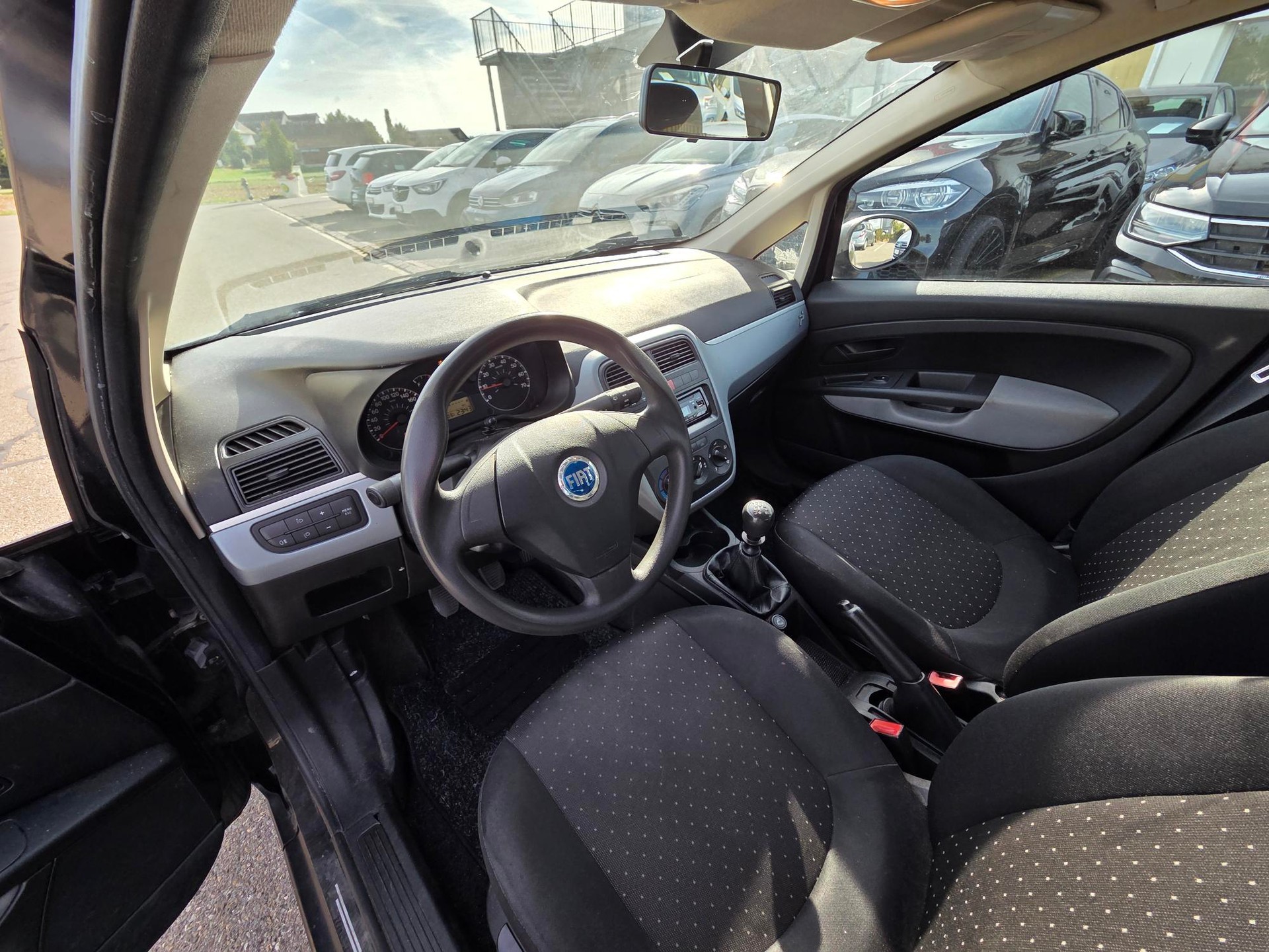 FIAT Punto 1.4 Dynamic-image-11