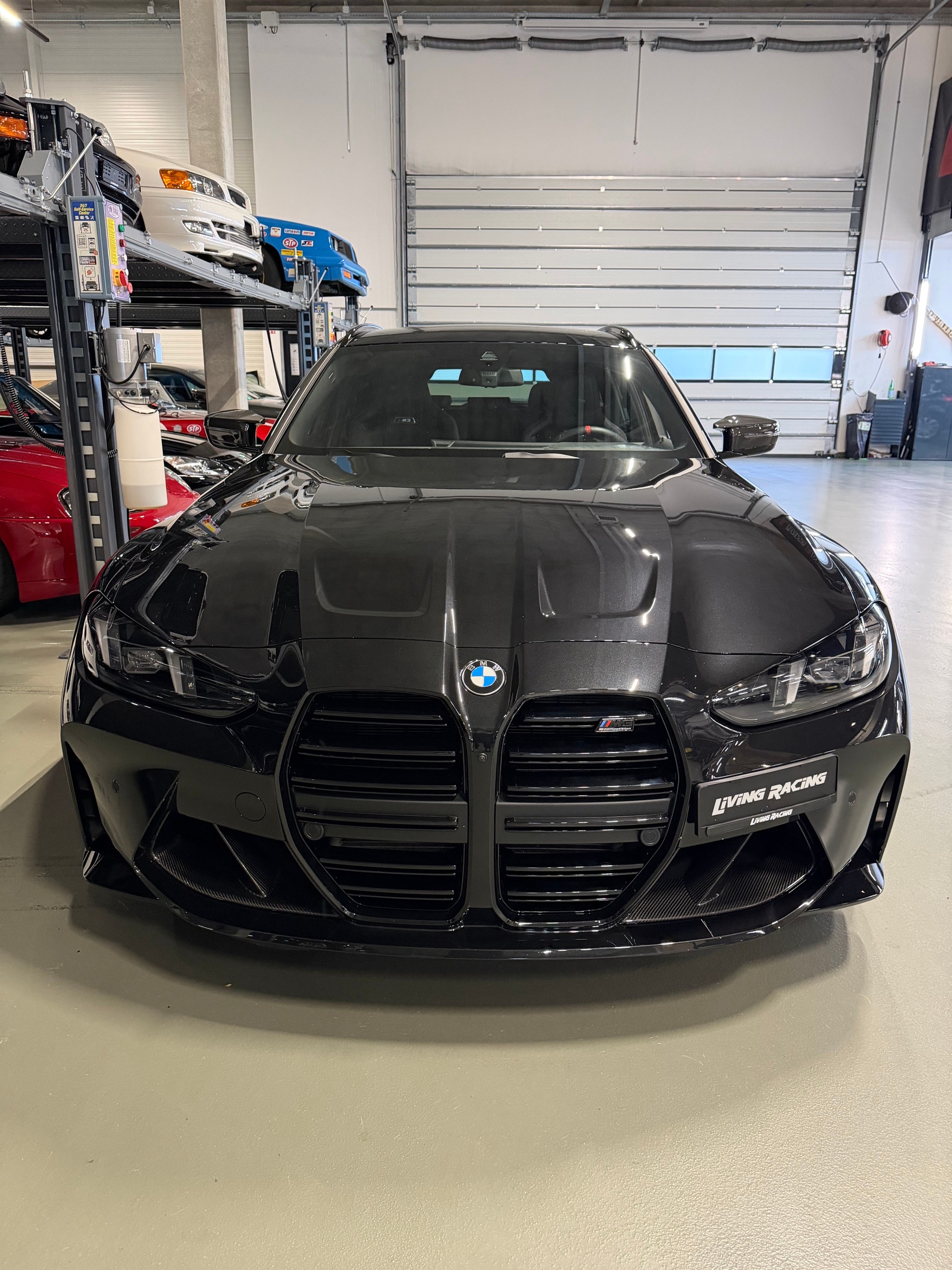 BMW M3 Touring xDrive Competition M *LCI*-image-4