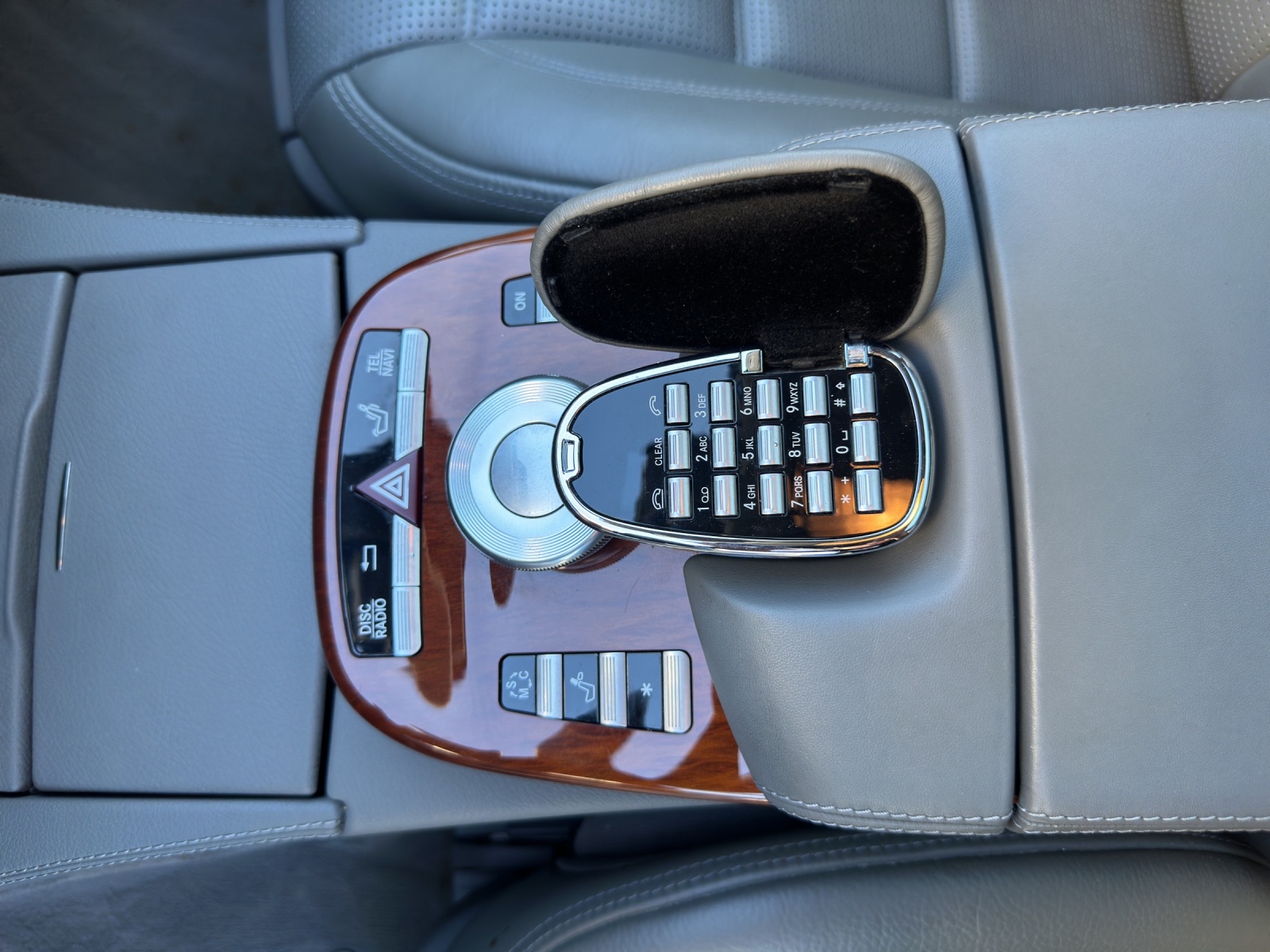 MERCEDES-BENZ S 63 AMG 7G-Tronic-image-18