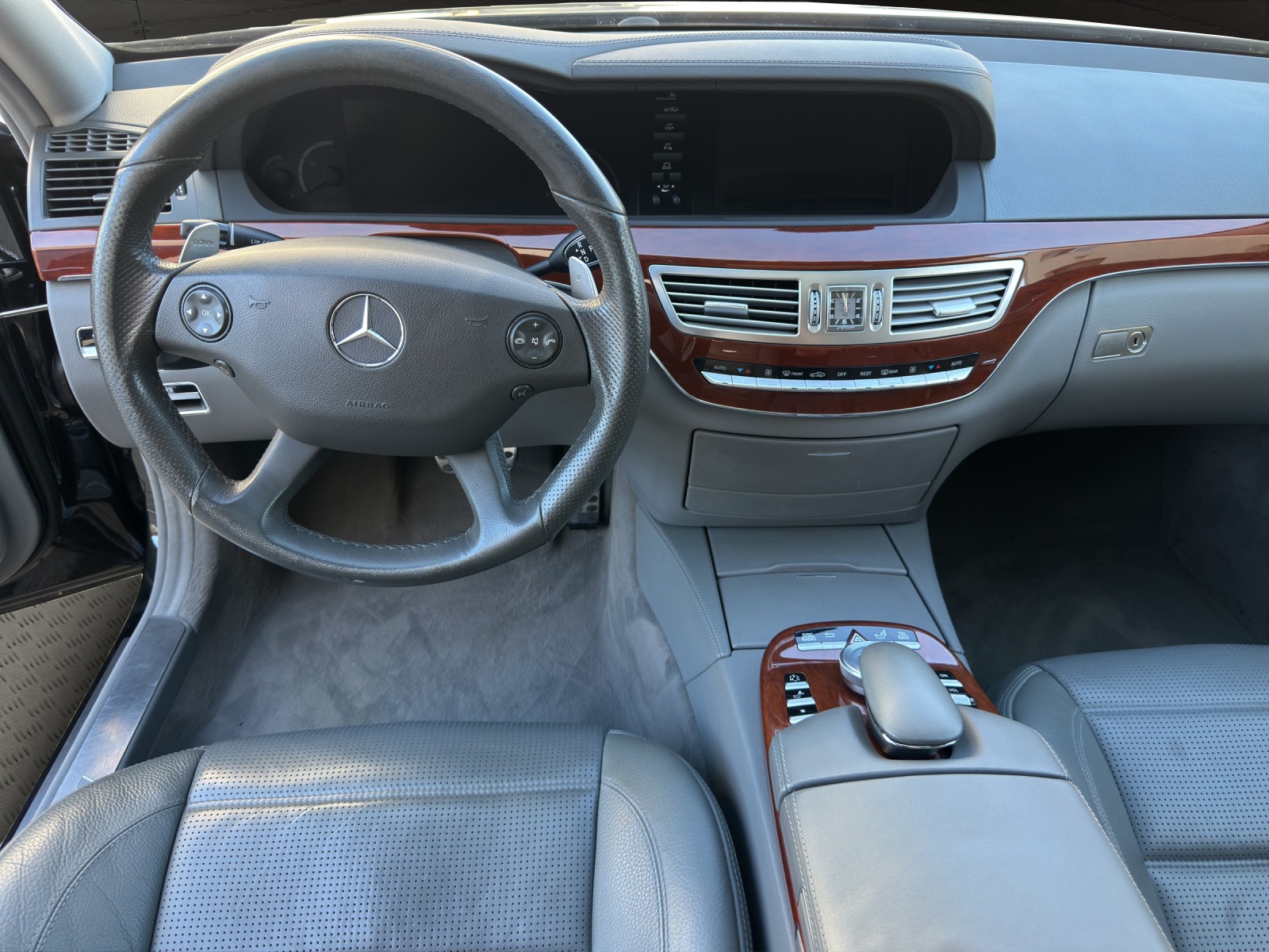 MERCEDES-BENZ S 63 AMG 7G-Tronic-image-9