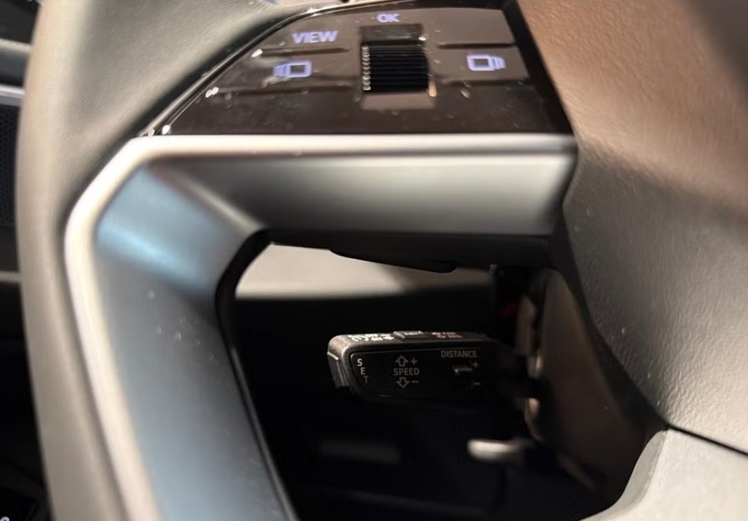 AUDI A6 allroad e-hybrid quattro 270 kW S tronic-image-15